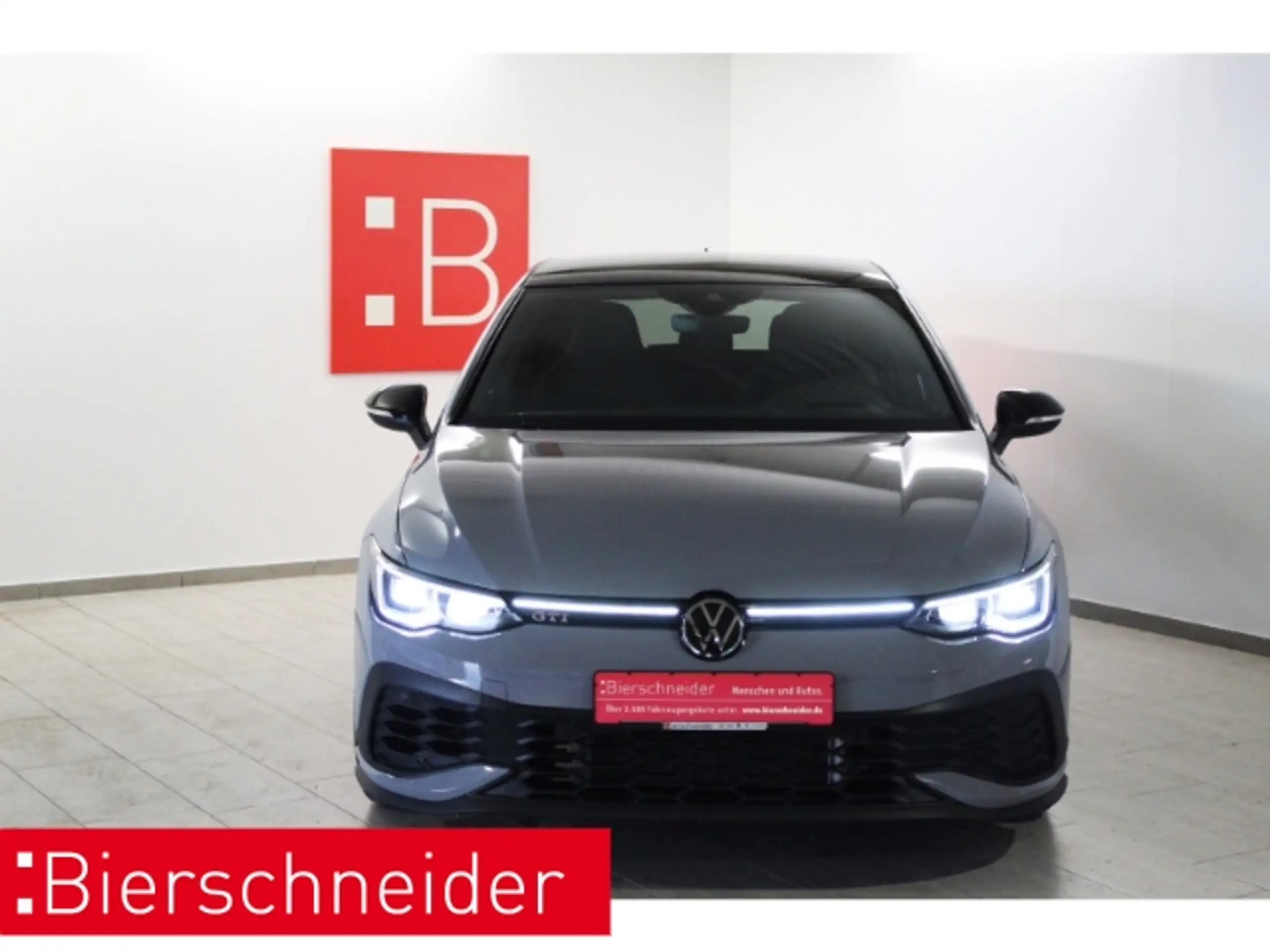 Volkswagen - Golf GTI