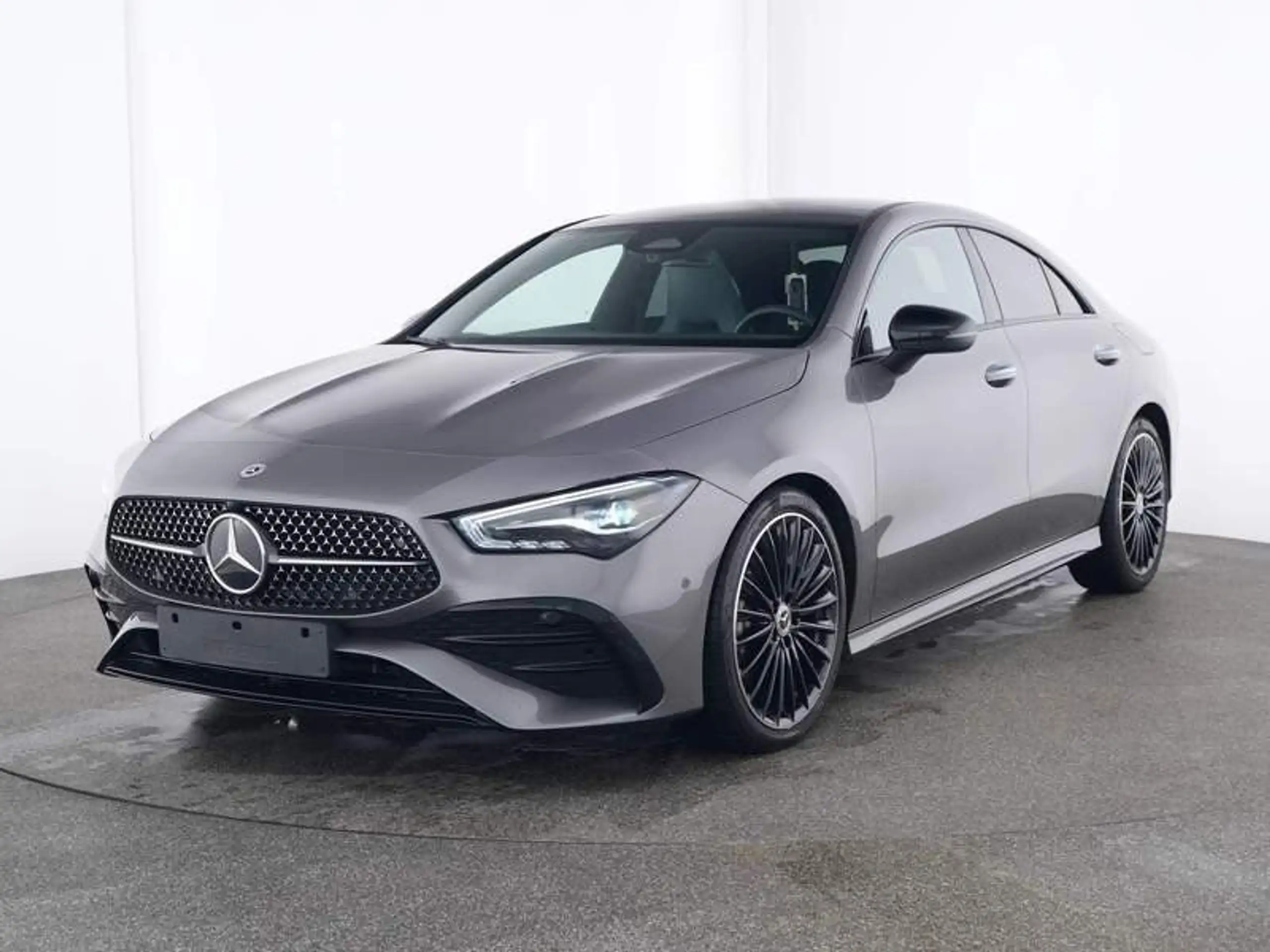 Mercedes-Benz CLA 180 2023