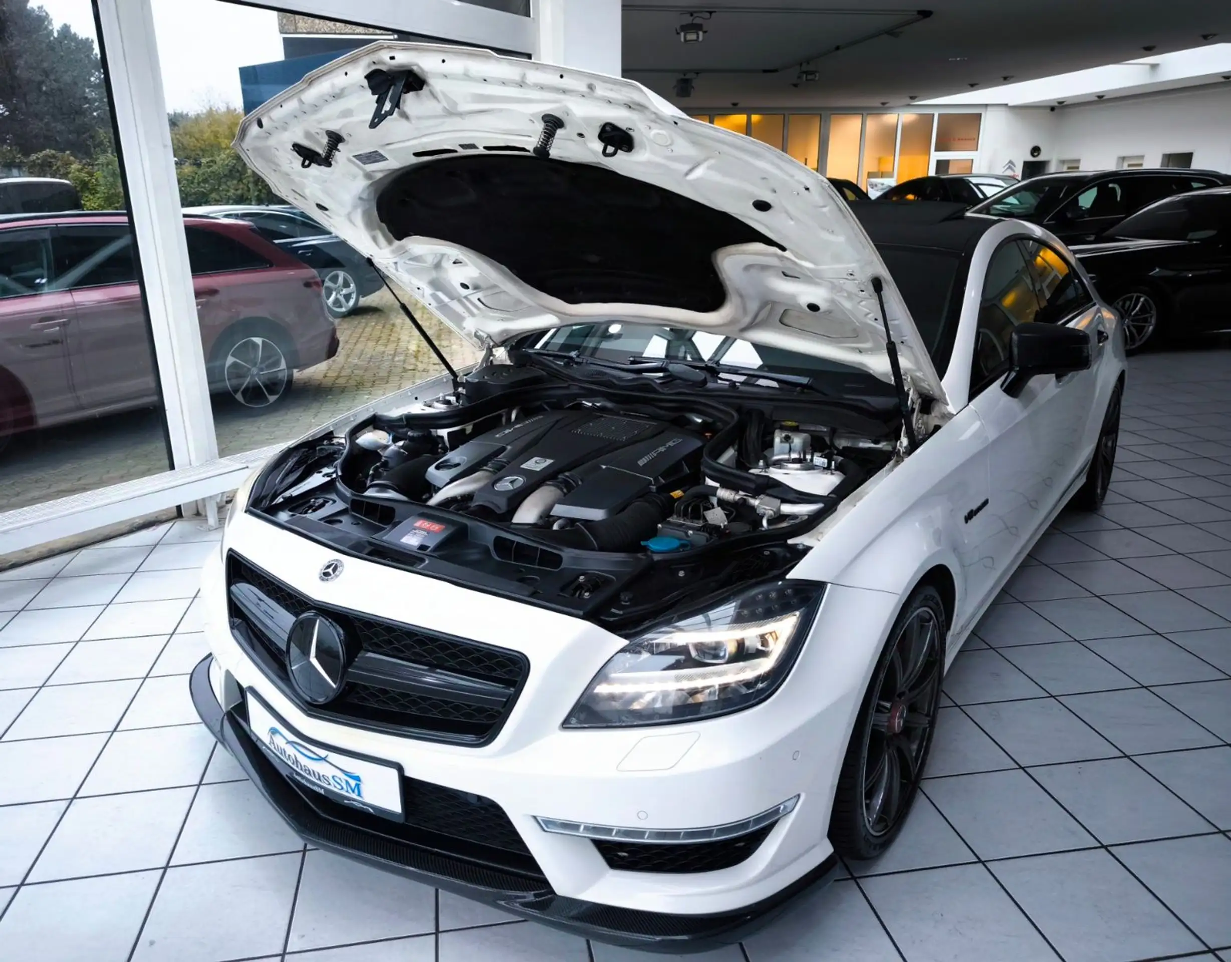 Mercedes-Benz - CLS 63 AMG