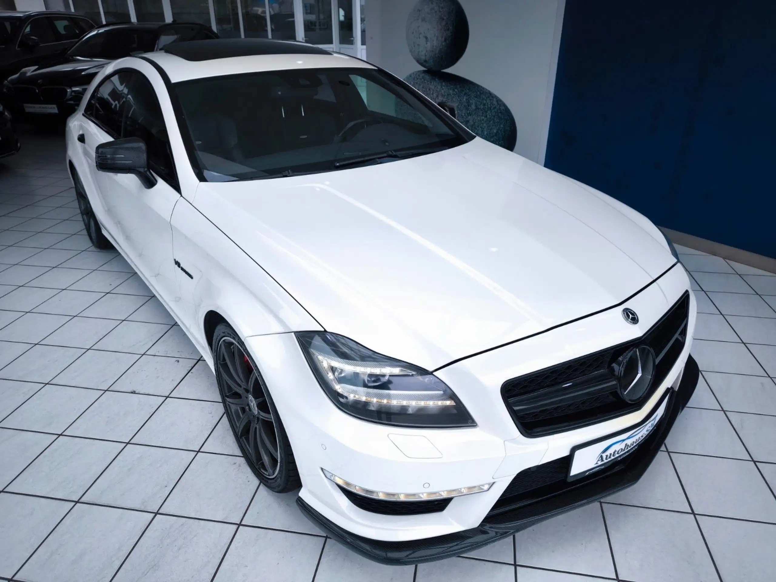 Mercedes-Benz - CLS 63 AMG