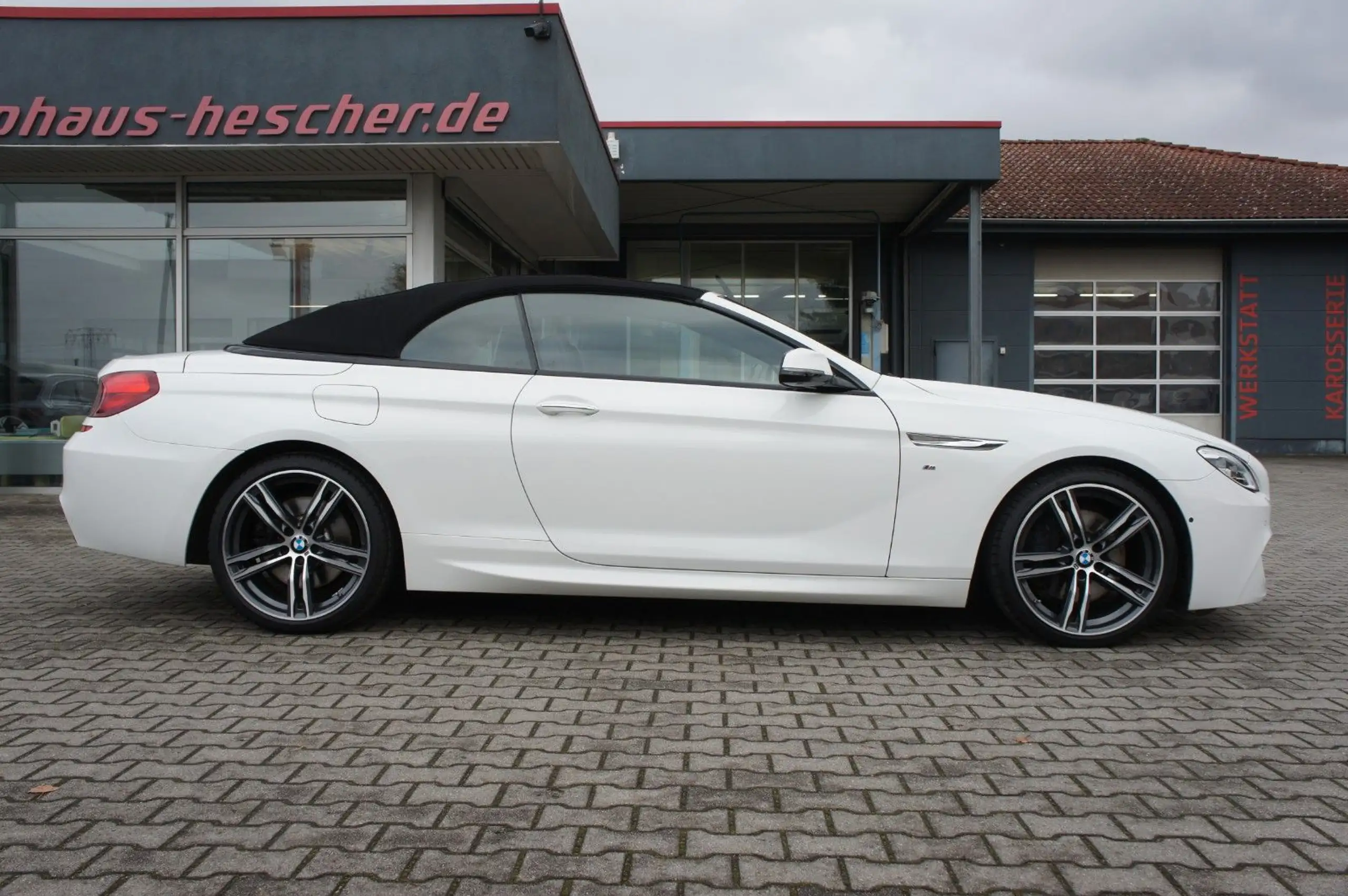 BMW - 640