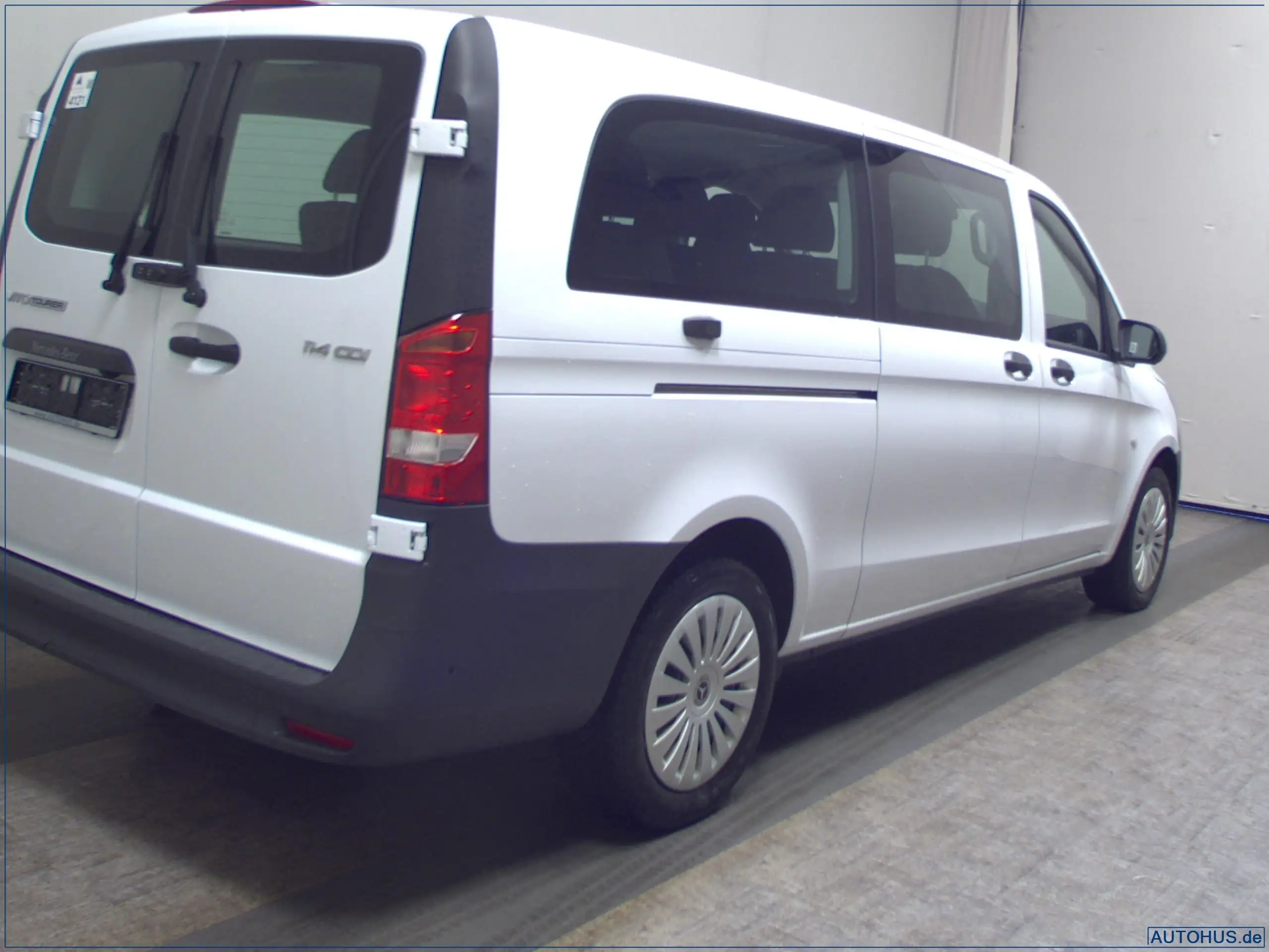 Mercedes-Benz - Vito