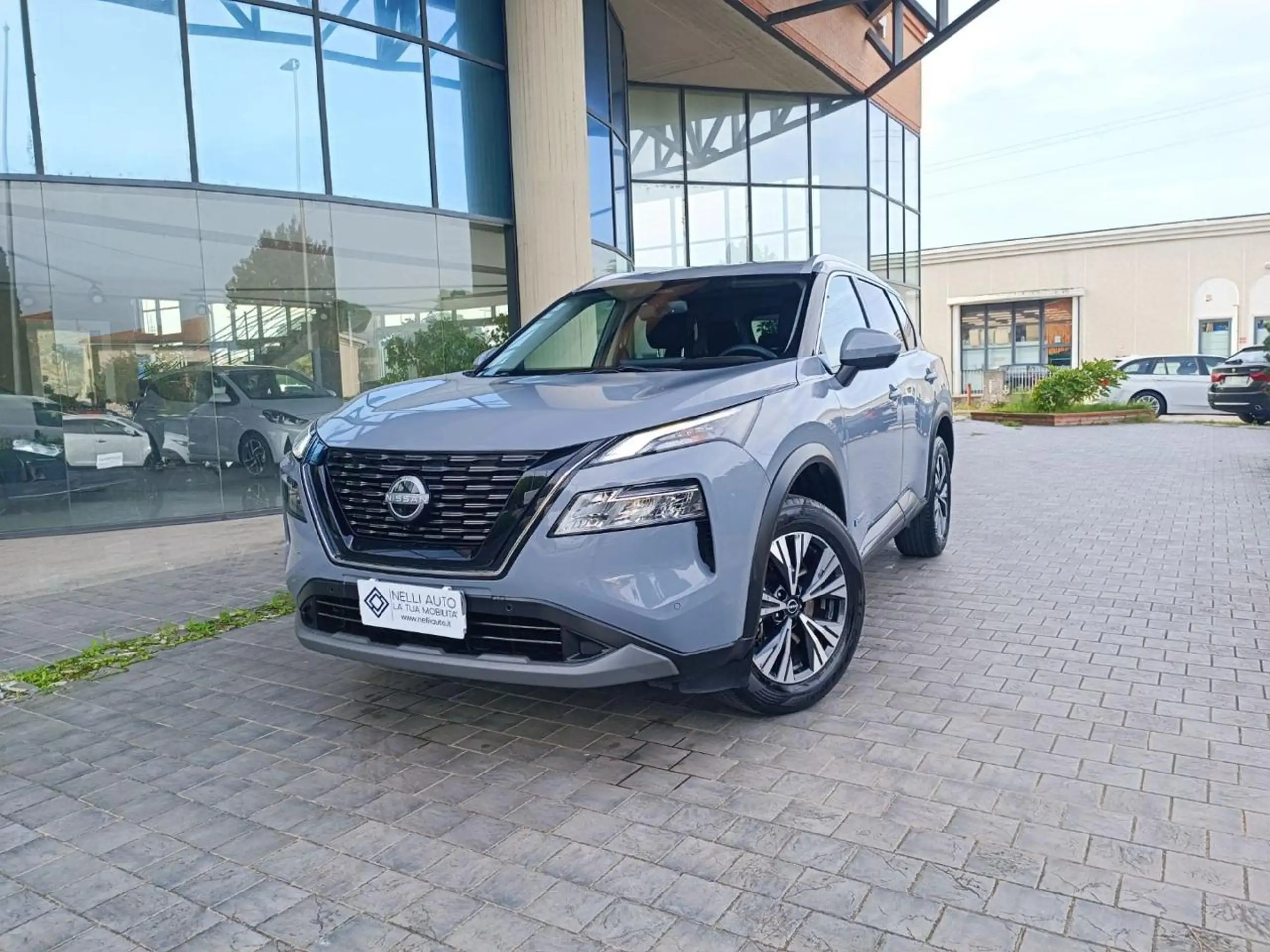 Nissan - X-Trail