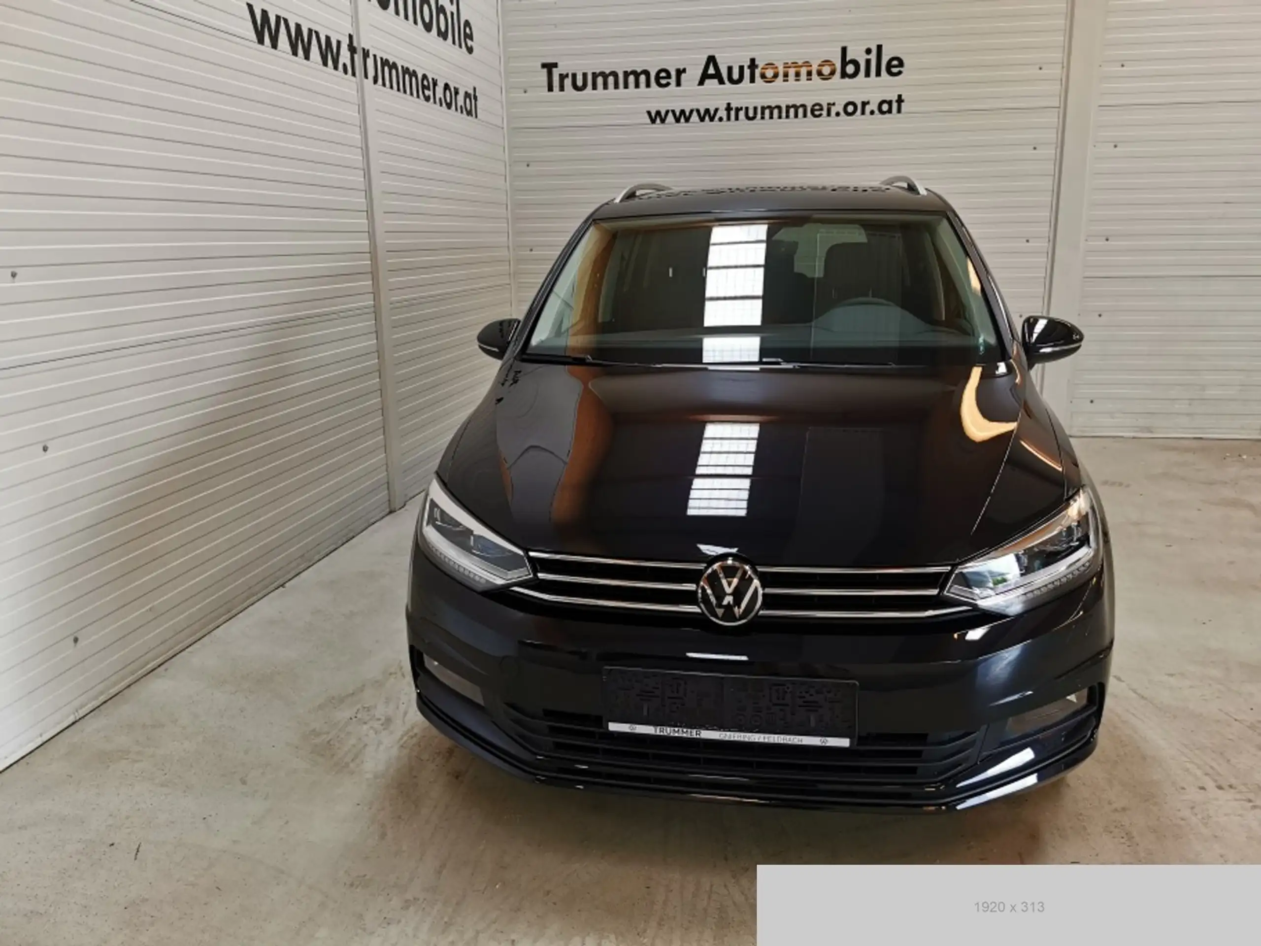 Volkswagen - Touran