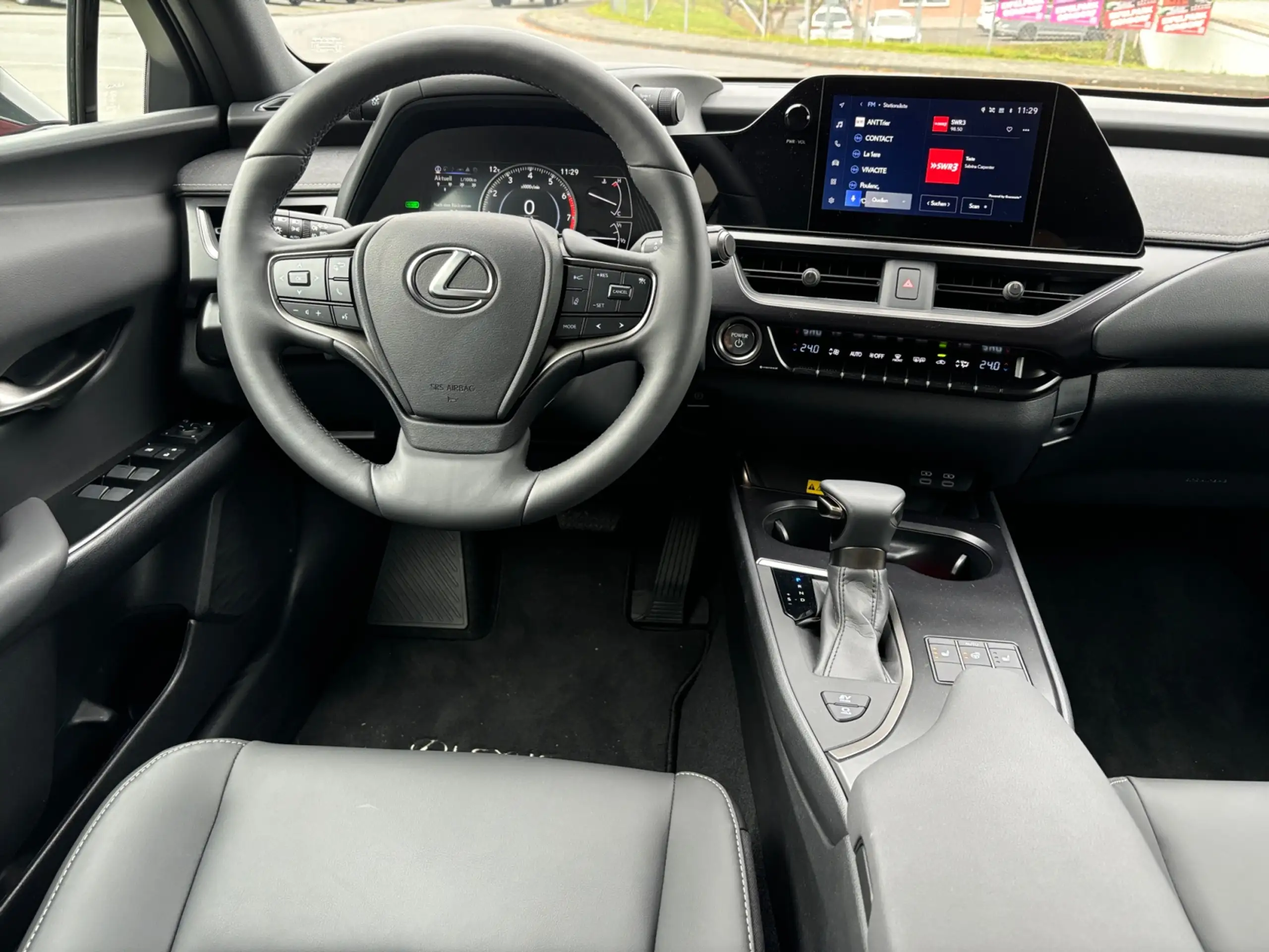 Lexus - UX 250h