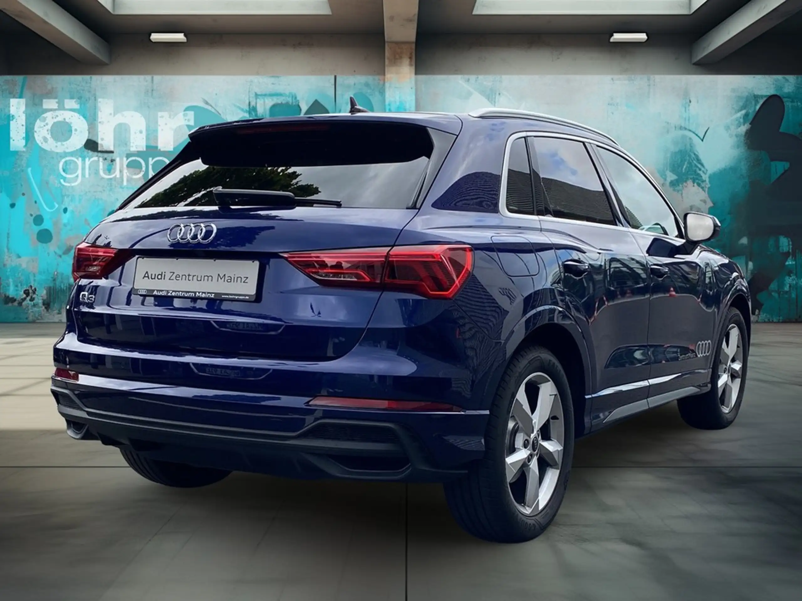 Audi - Q3