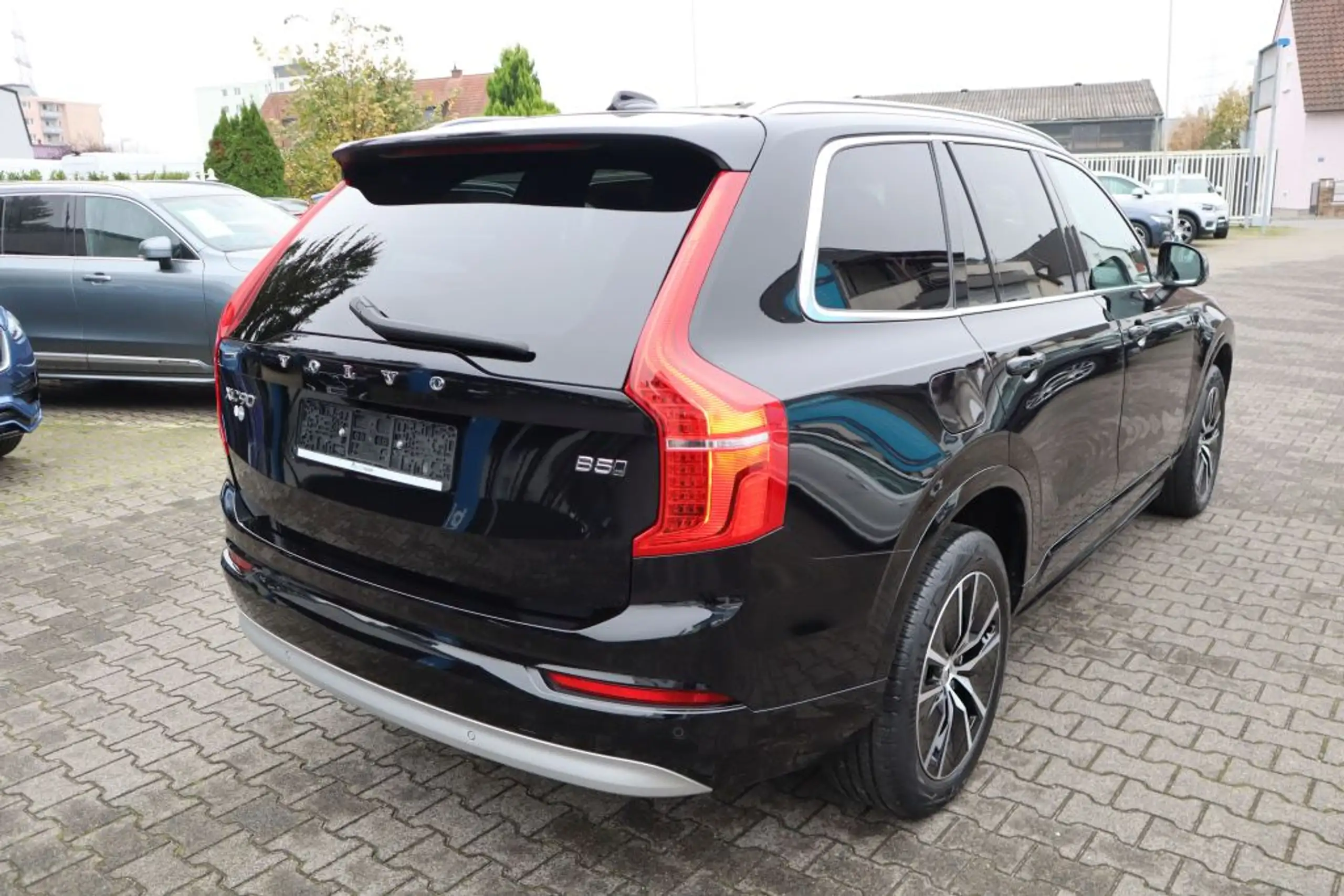 Volvo - XC90