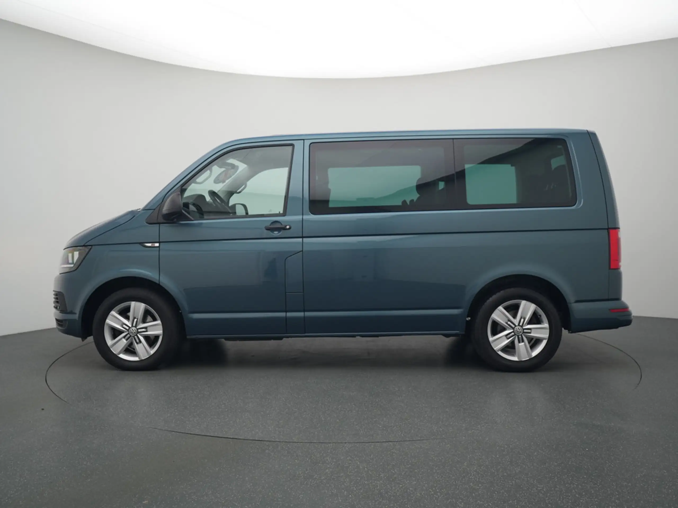 Volkswagen - T6 Multivan