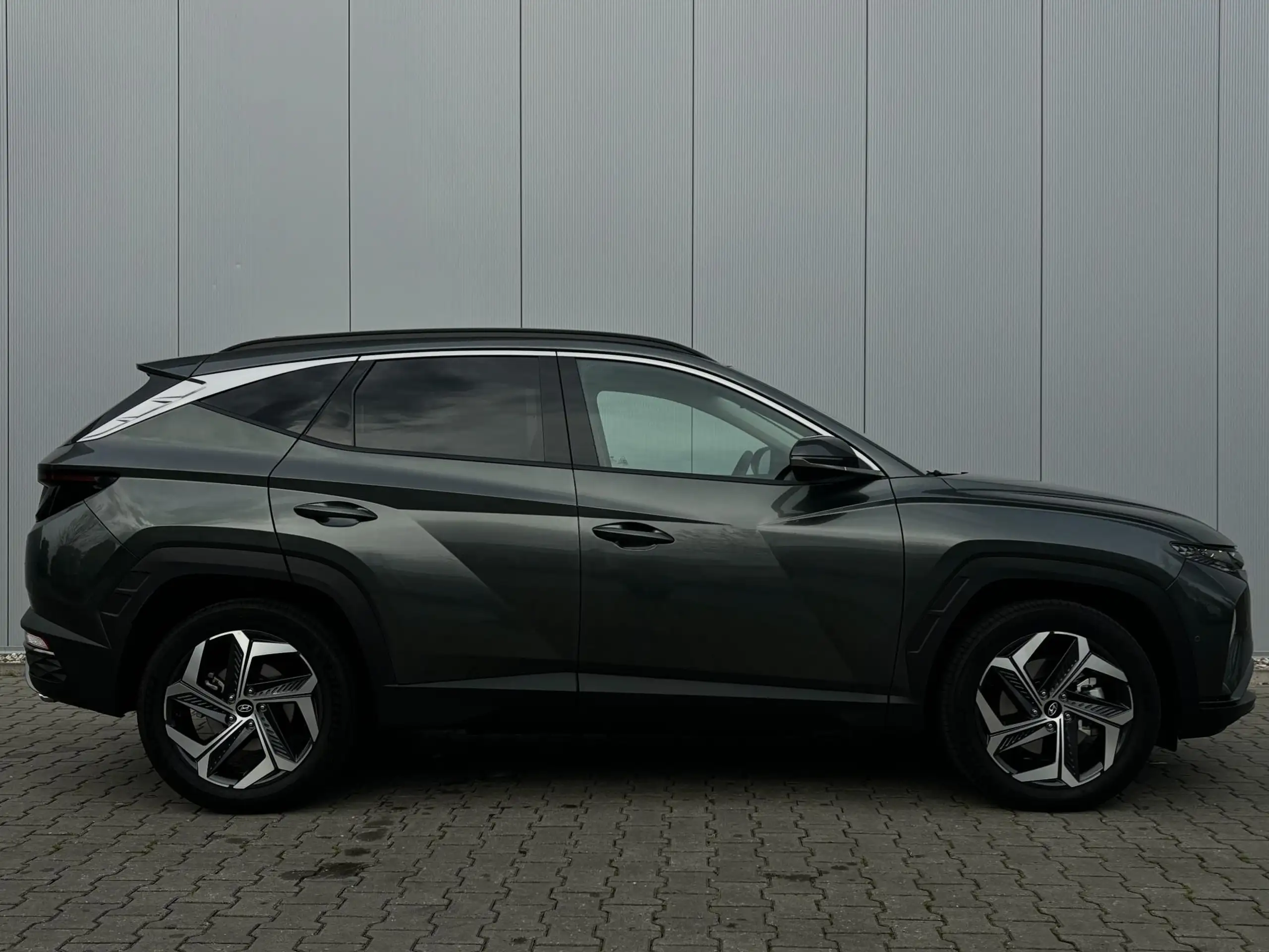 Hyundai - TUCSON