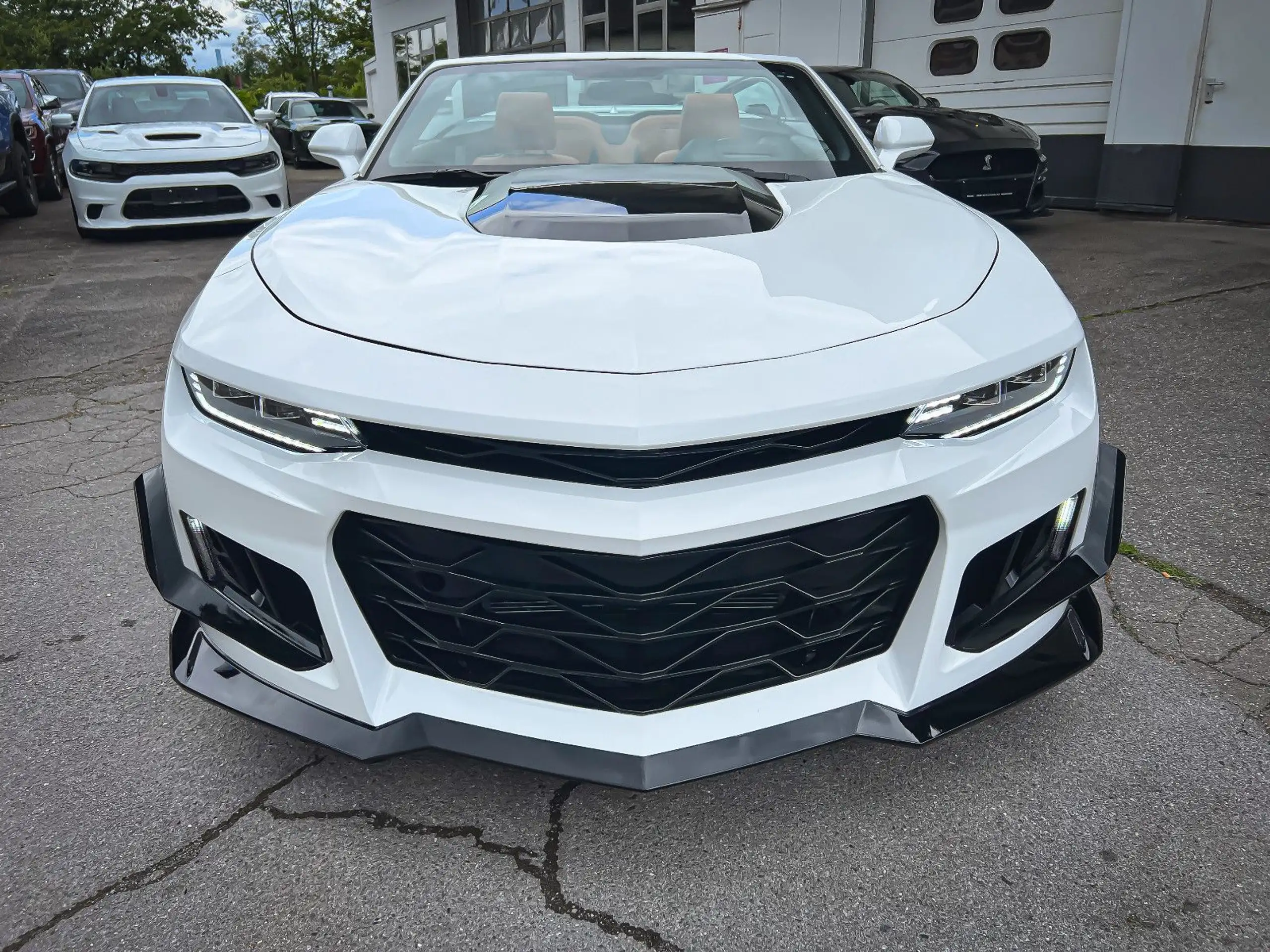 Chevrolet - Camaro