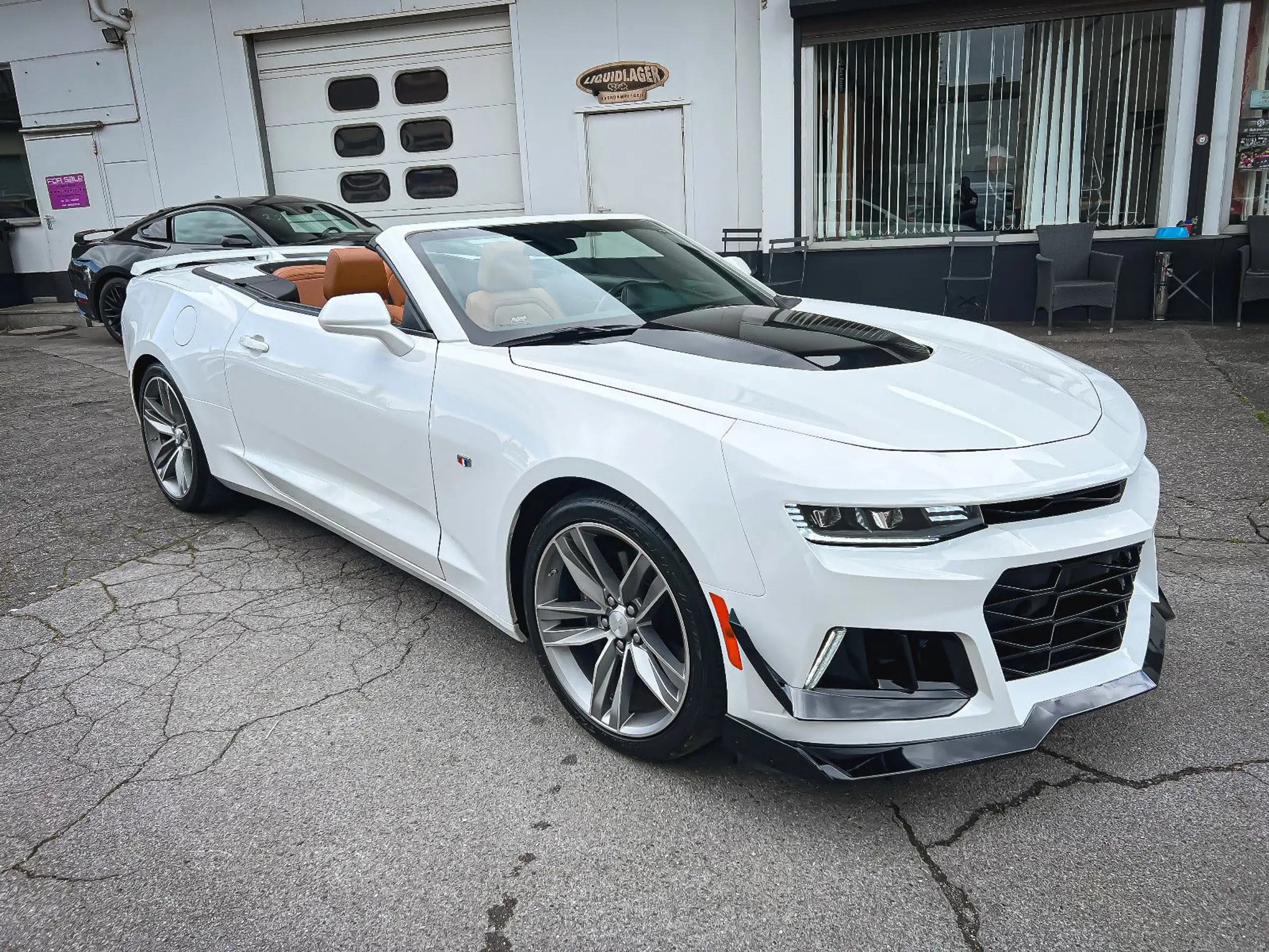 Chevrolet - Camaro