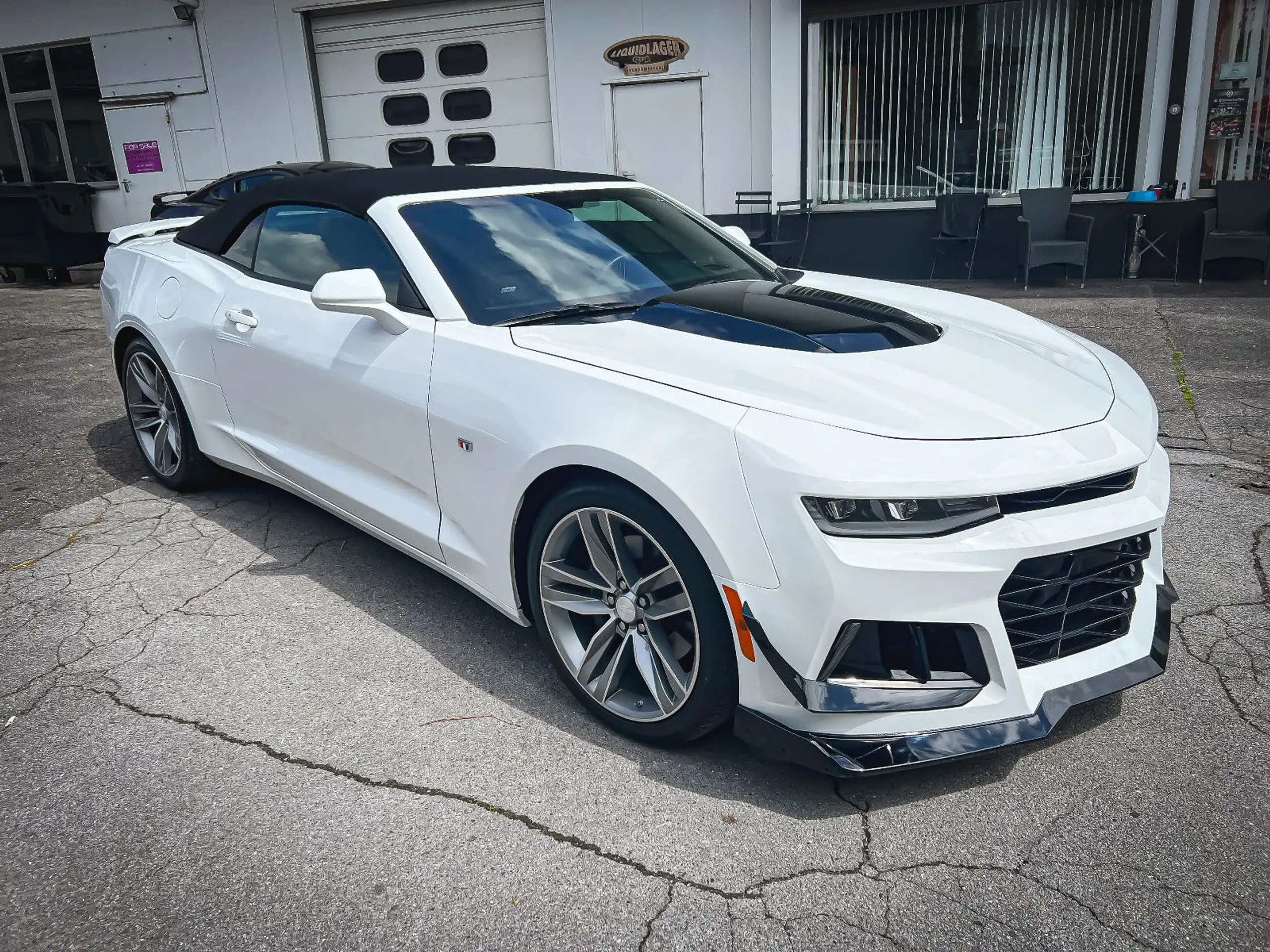 Chevrolet - Camaro