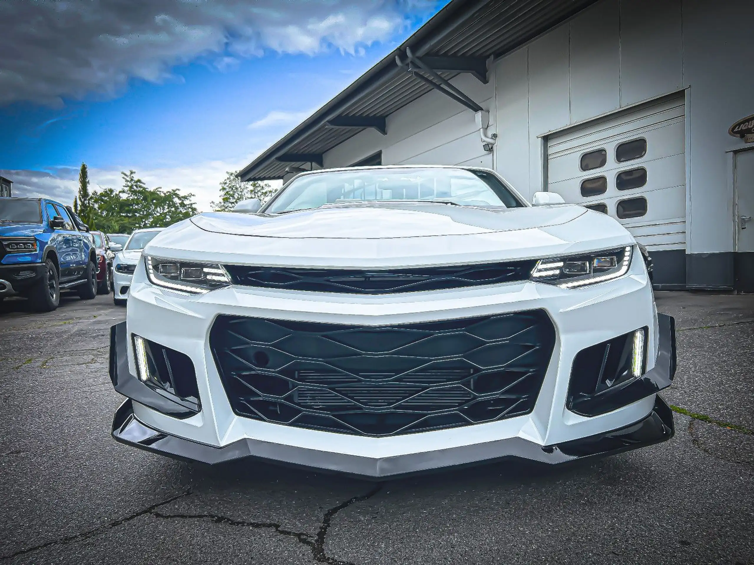 Chevrolet - Camaro