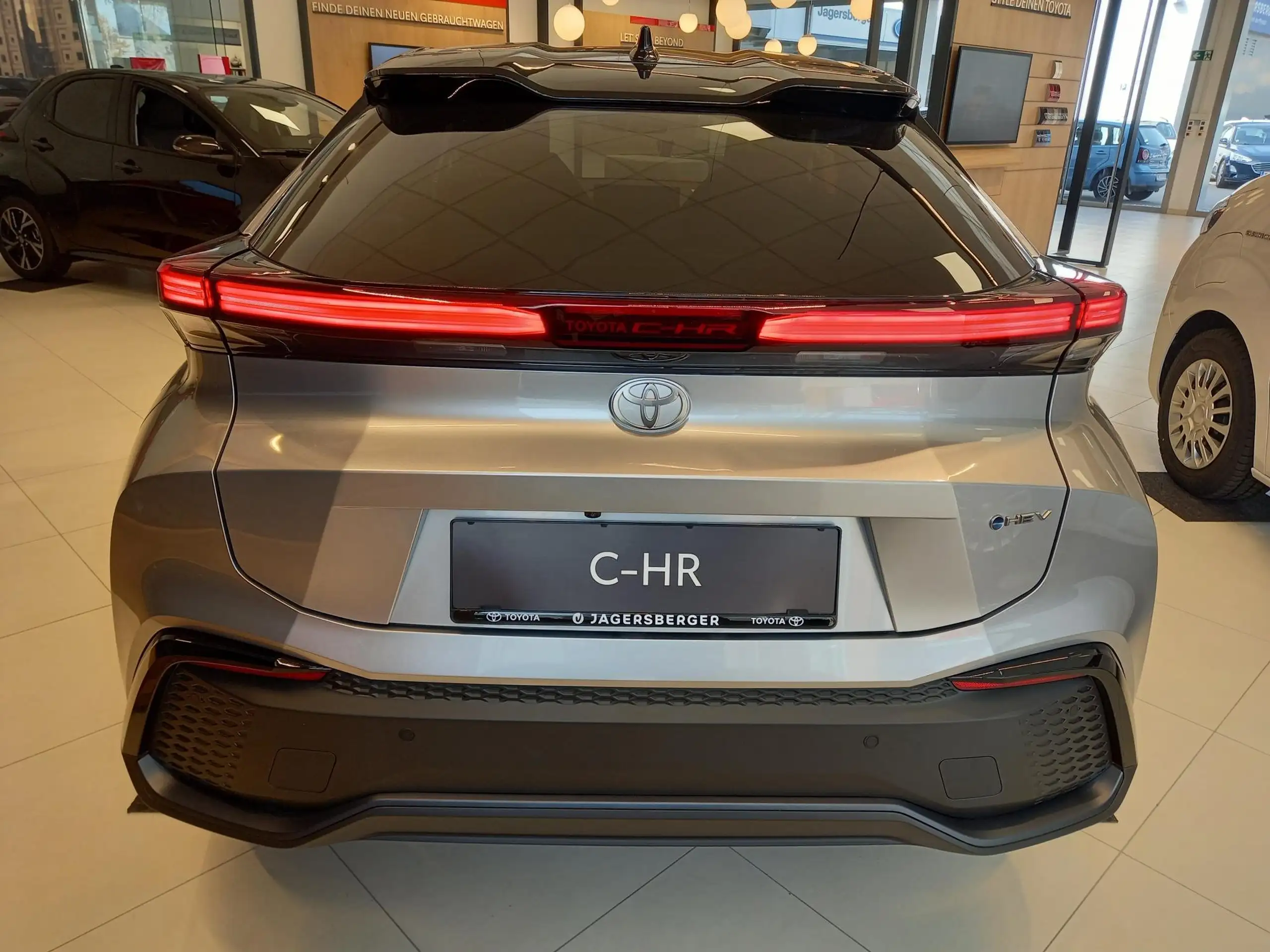 Toyota - C-HR