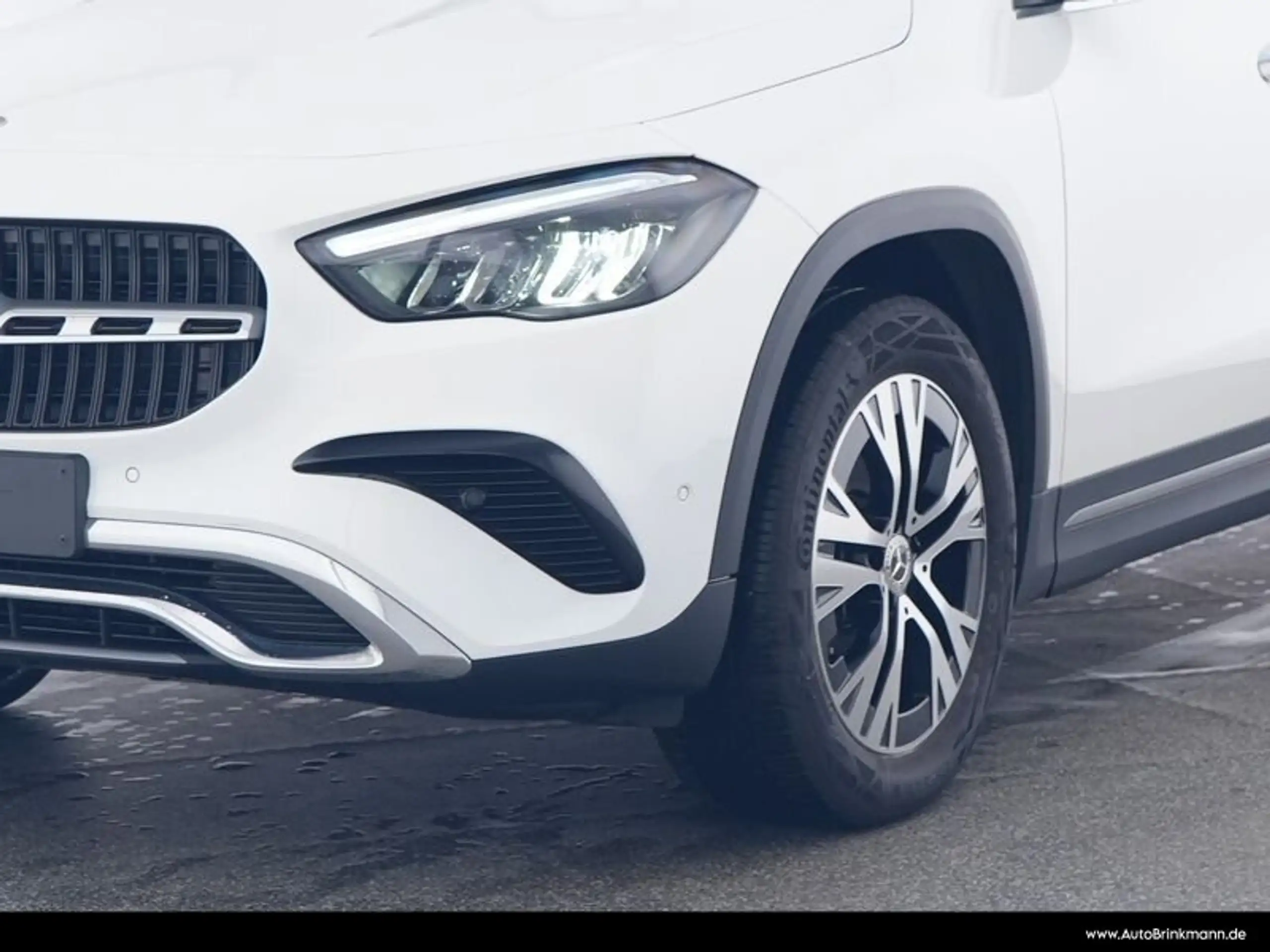 Mercedes-Benz - GLA 200