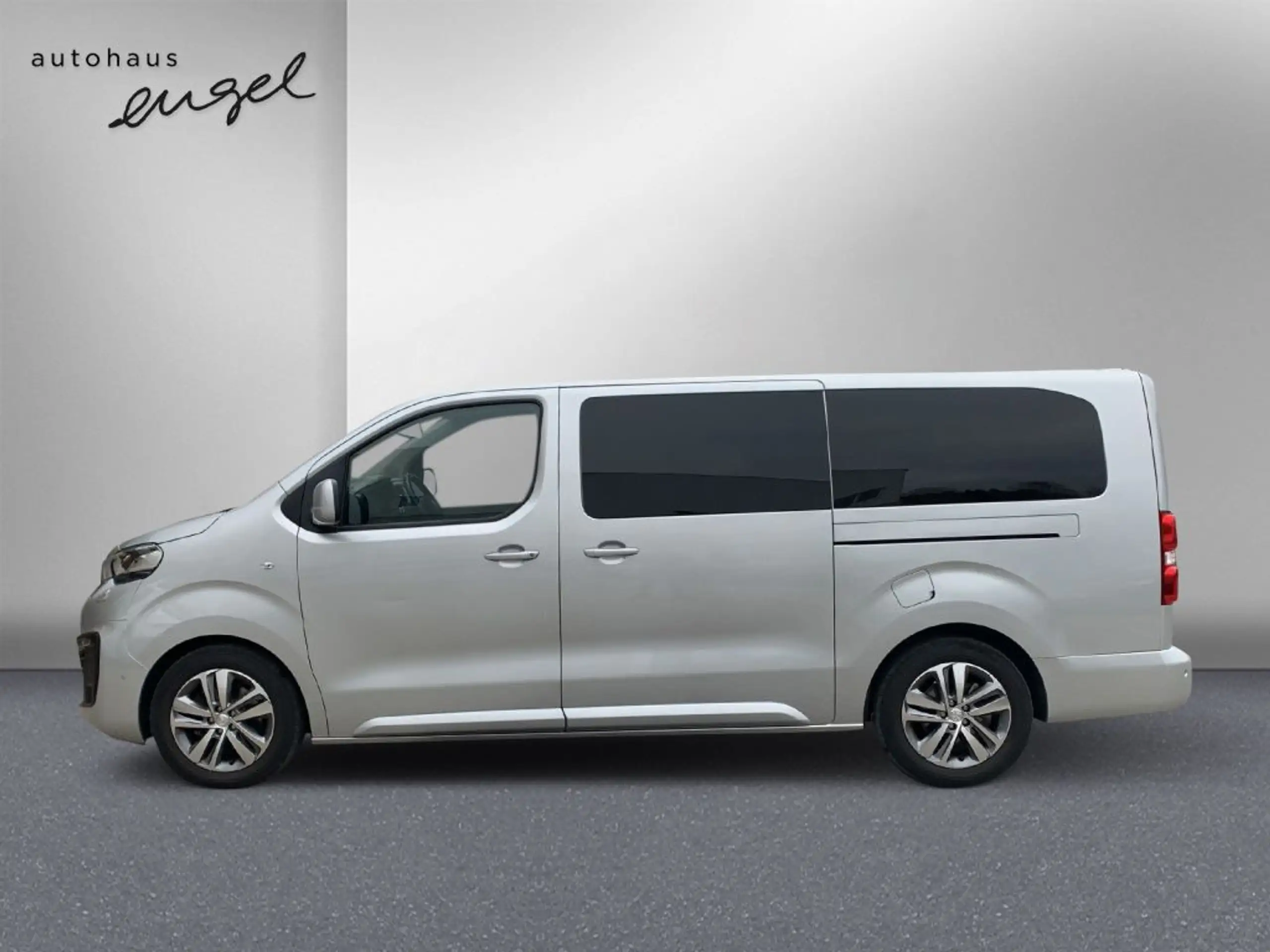 Peugeot - Traveller