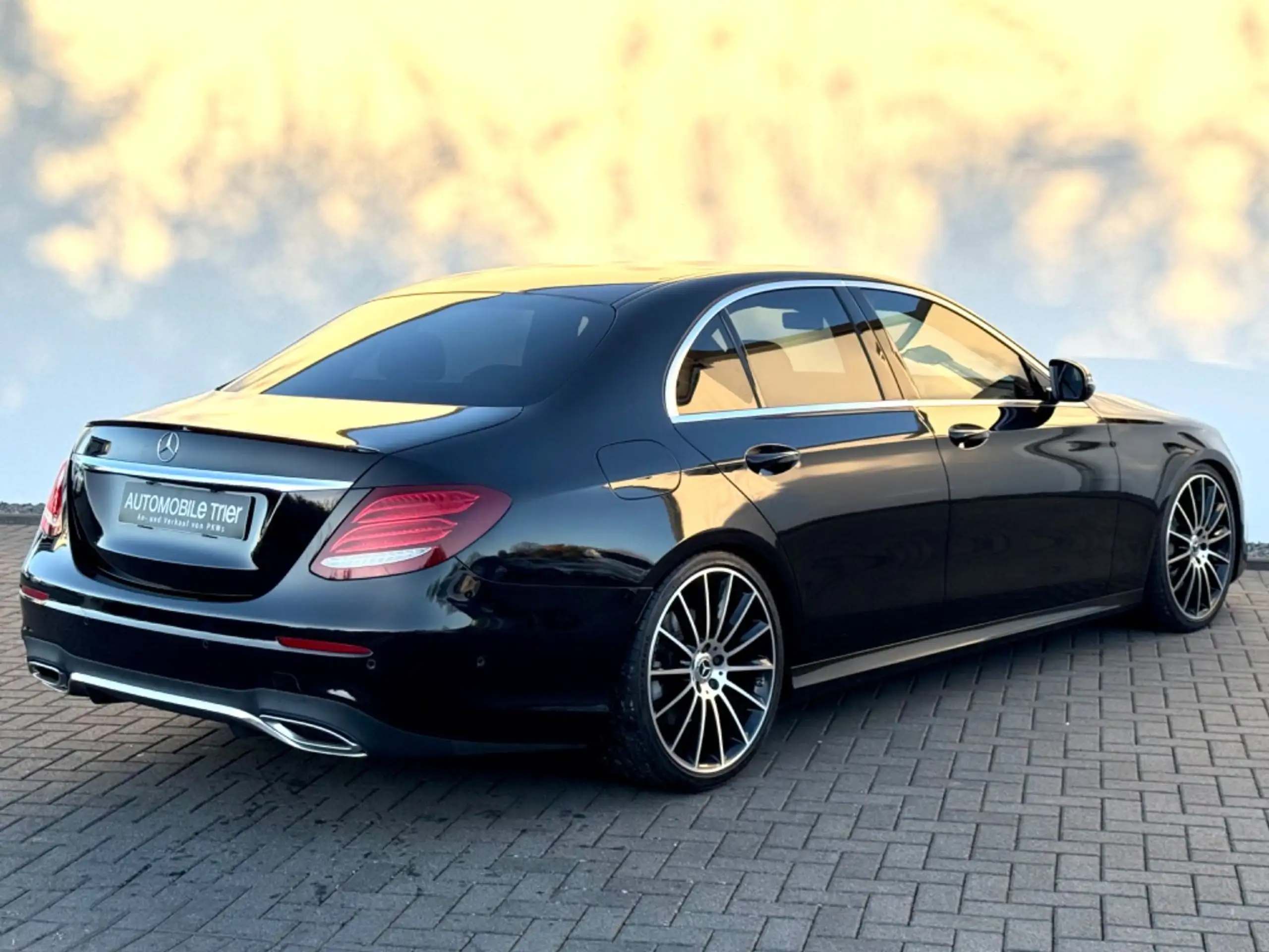 Mercedes-Benz - E 400