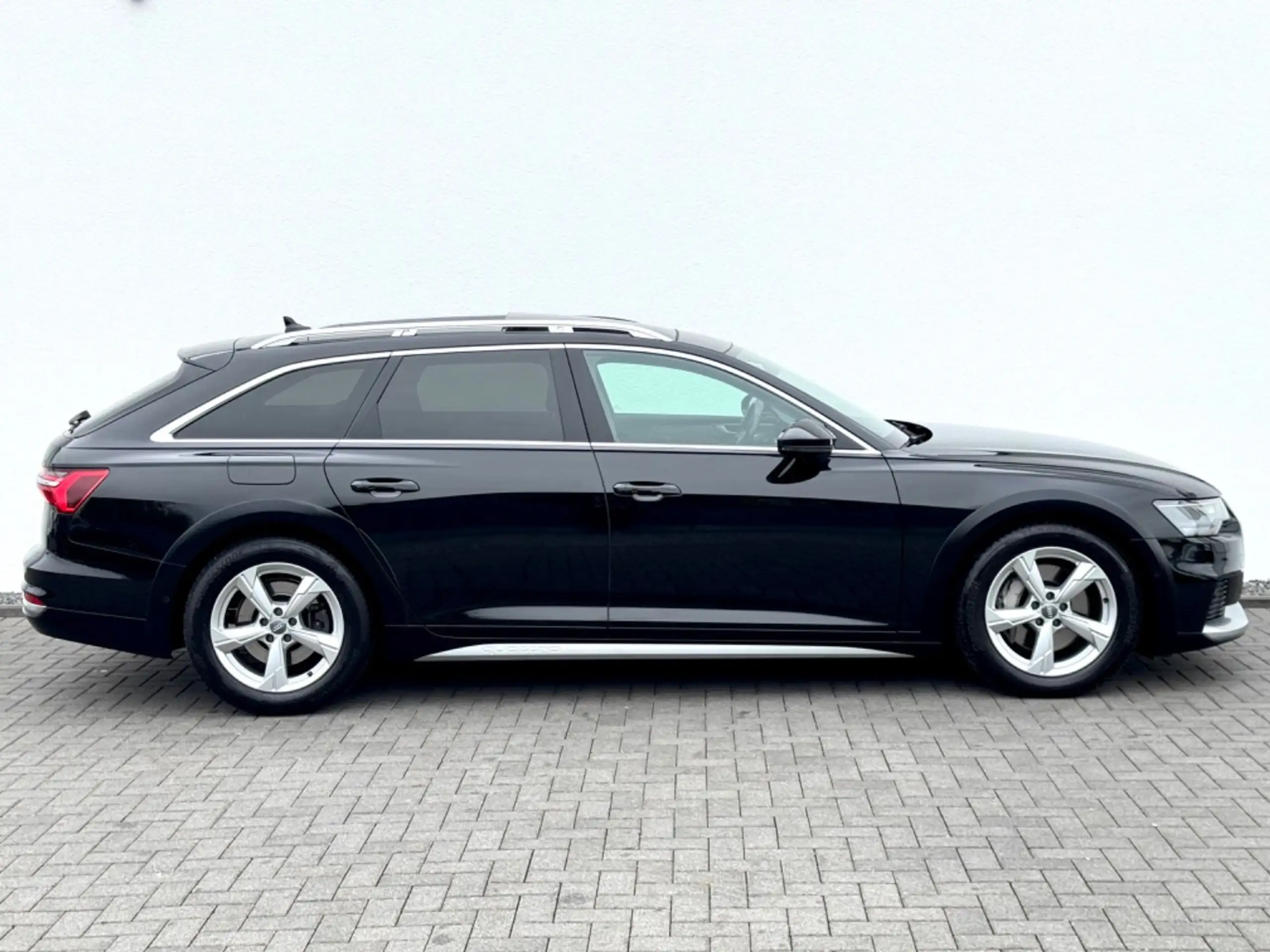 Audi - A6 allroad