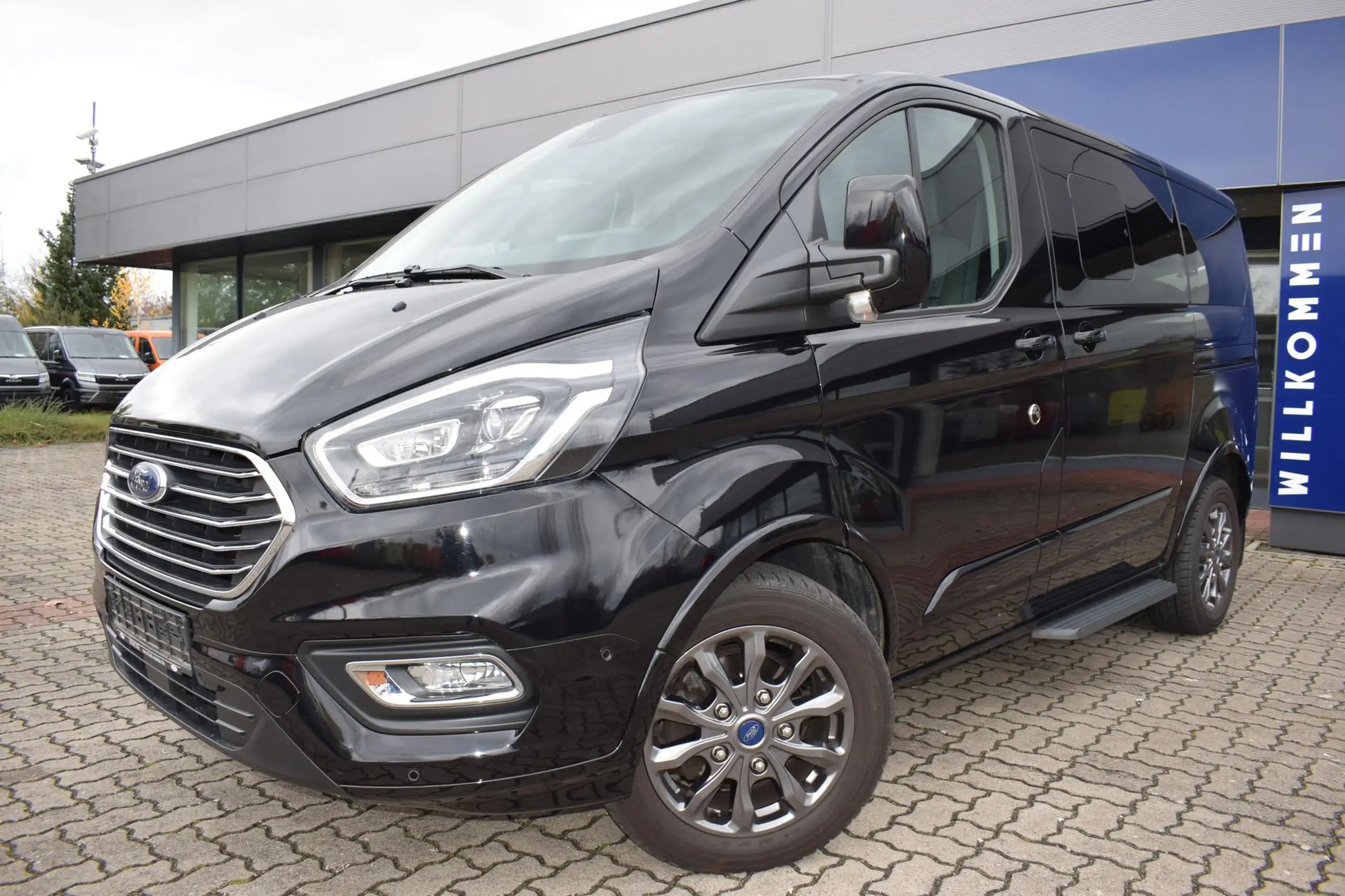 Ford - Tourneo Custom