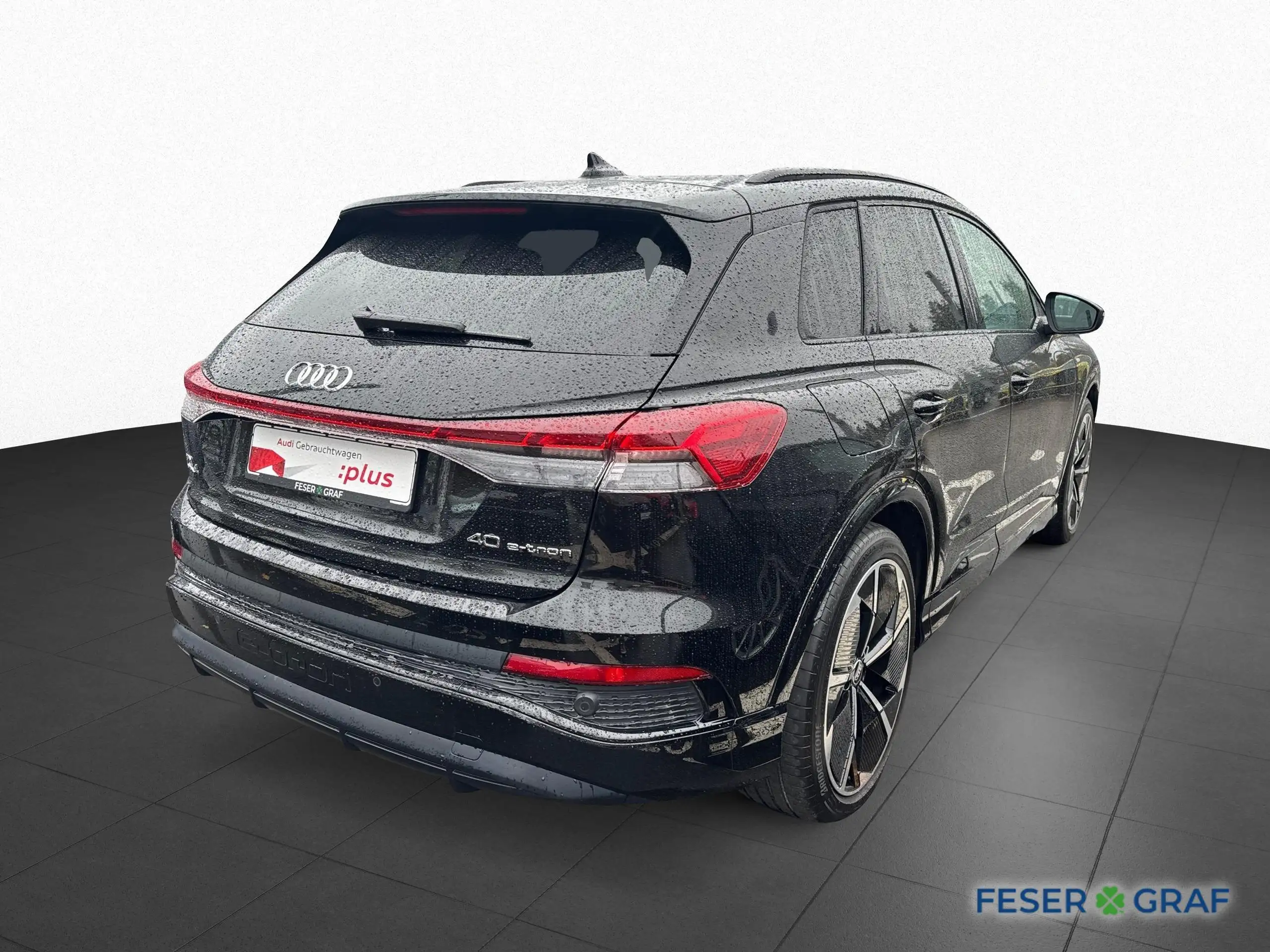 Audi - Q4 e-tron