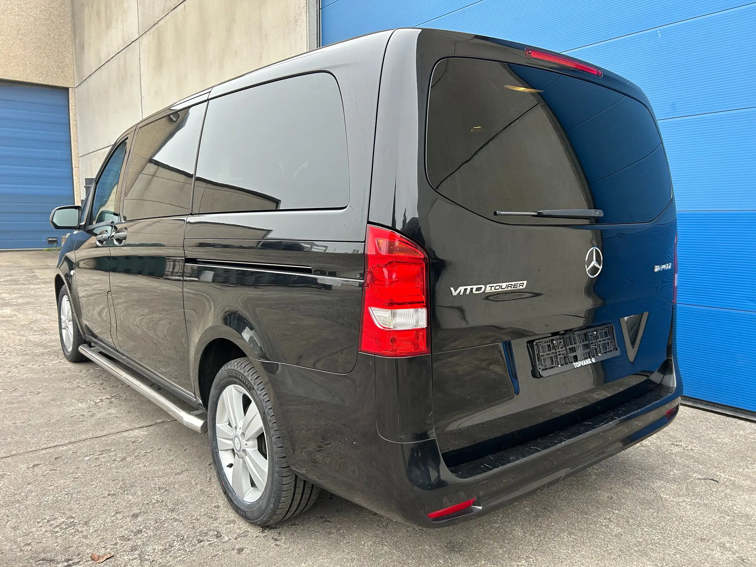 Mercedes-Benz - Vito