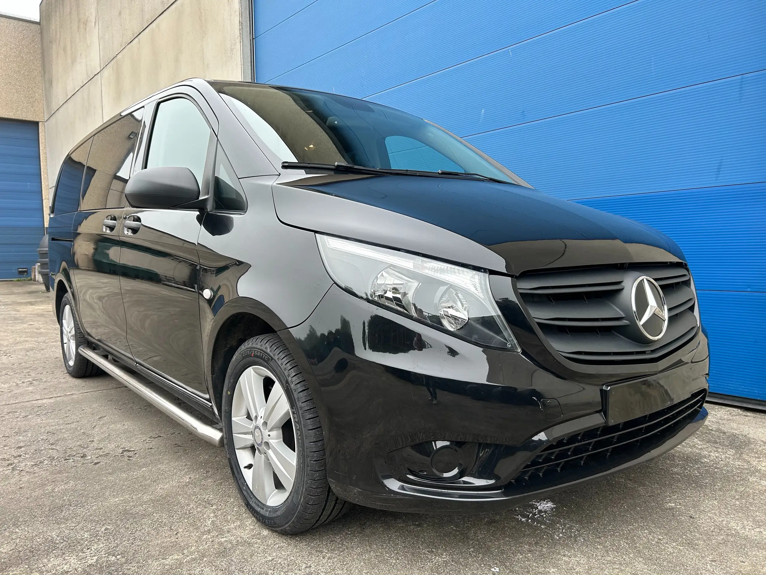 Mercedes-Benz - Vito