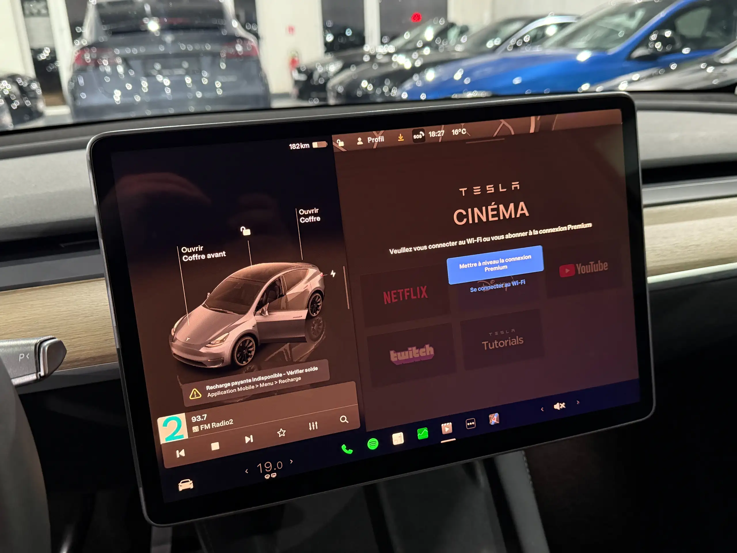 Tesla - Model Y