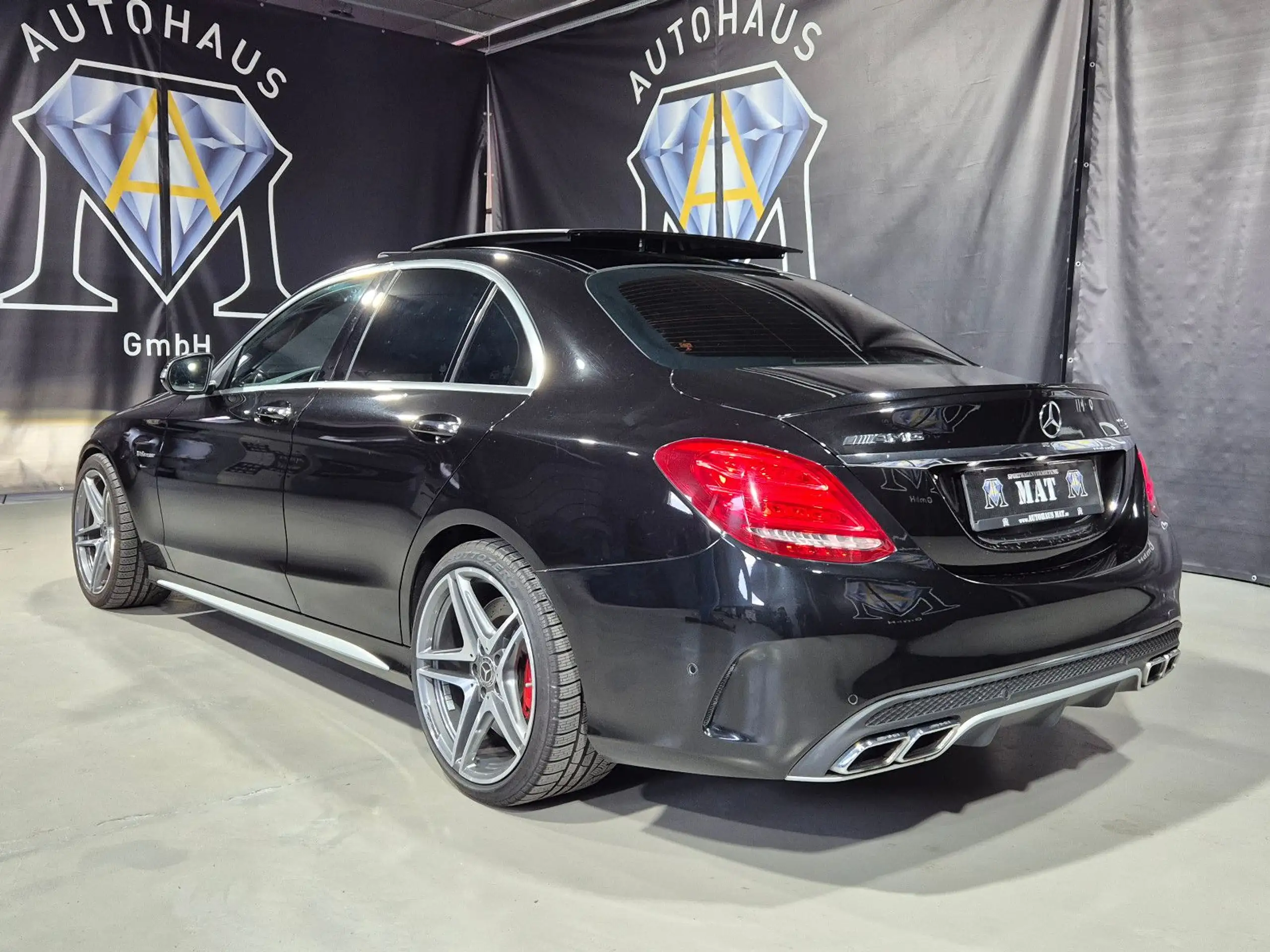 Mercedes-Benz - C 63 AMG