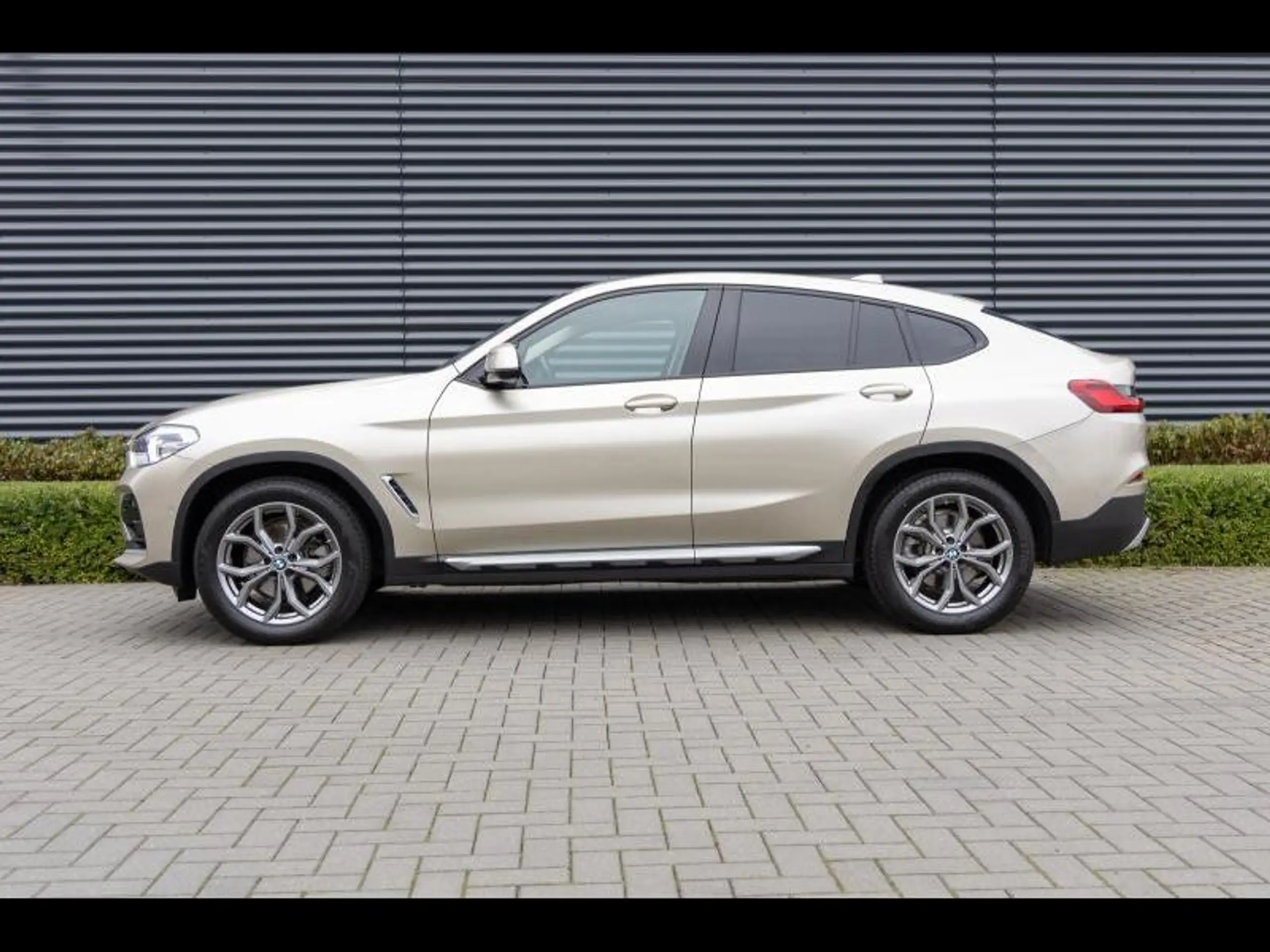 BMW - X4