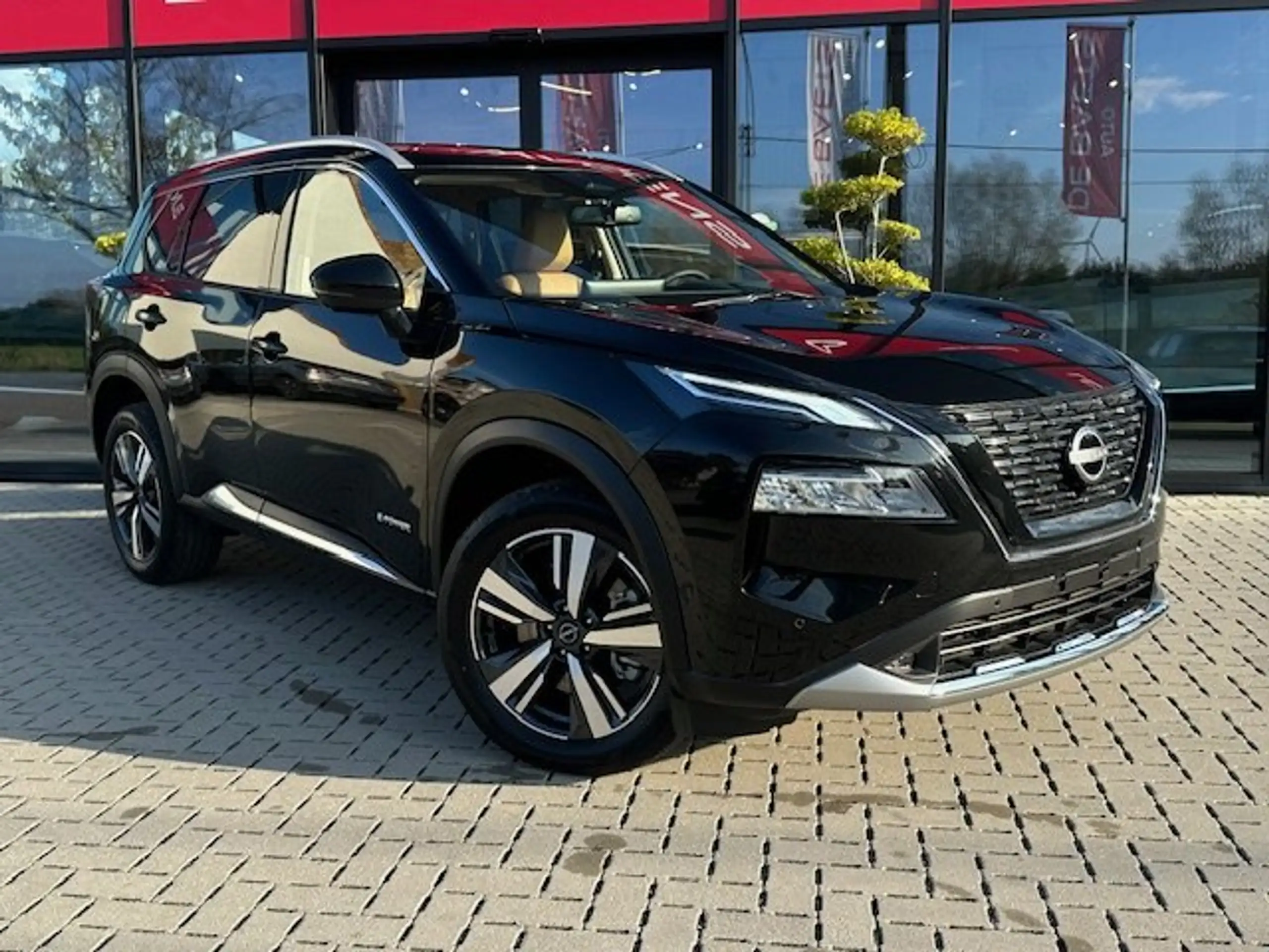 Nissan - X-Trail