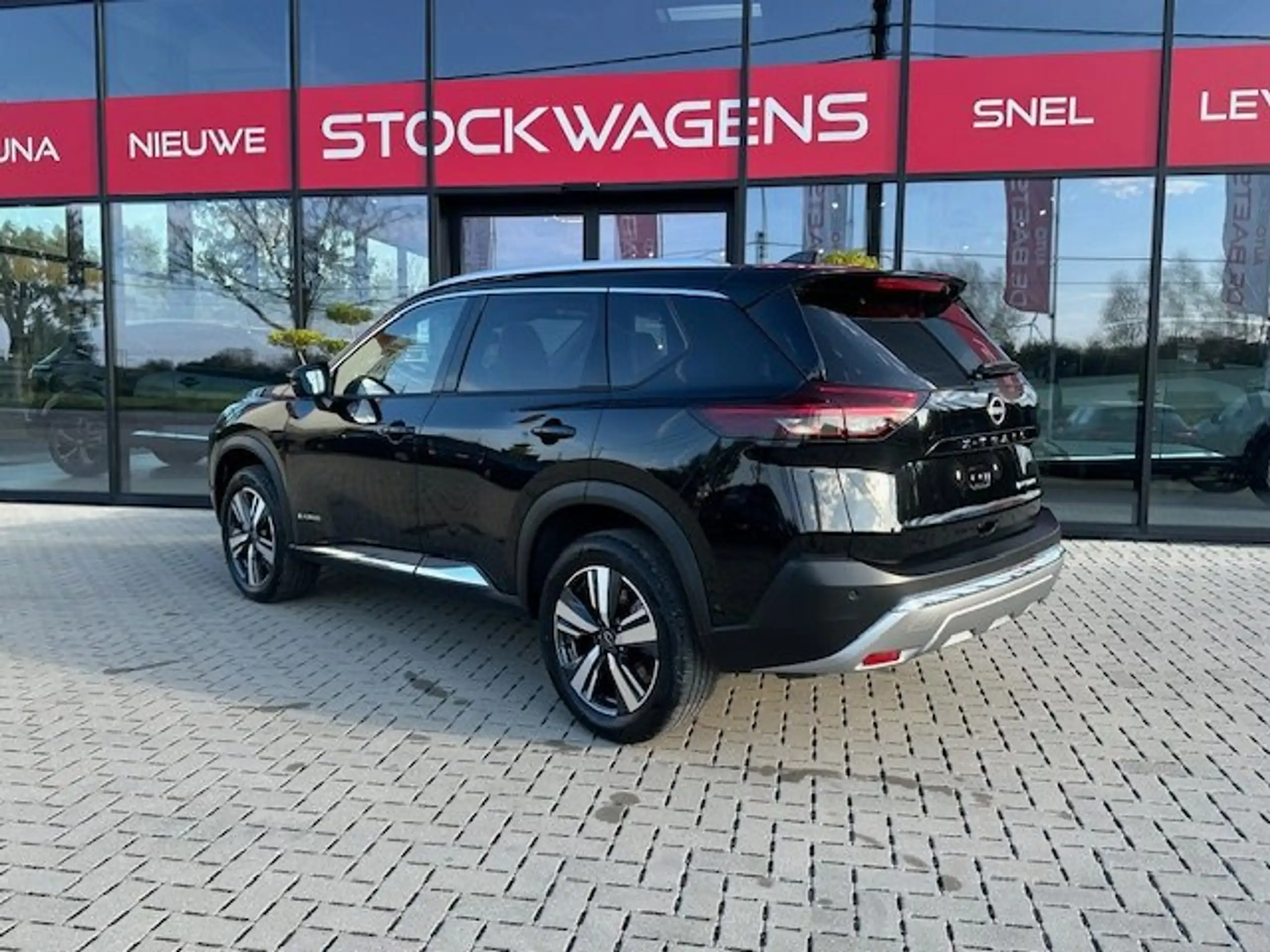 Nissan - X-Trail