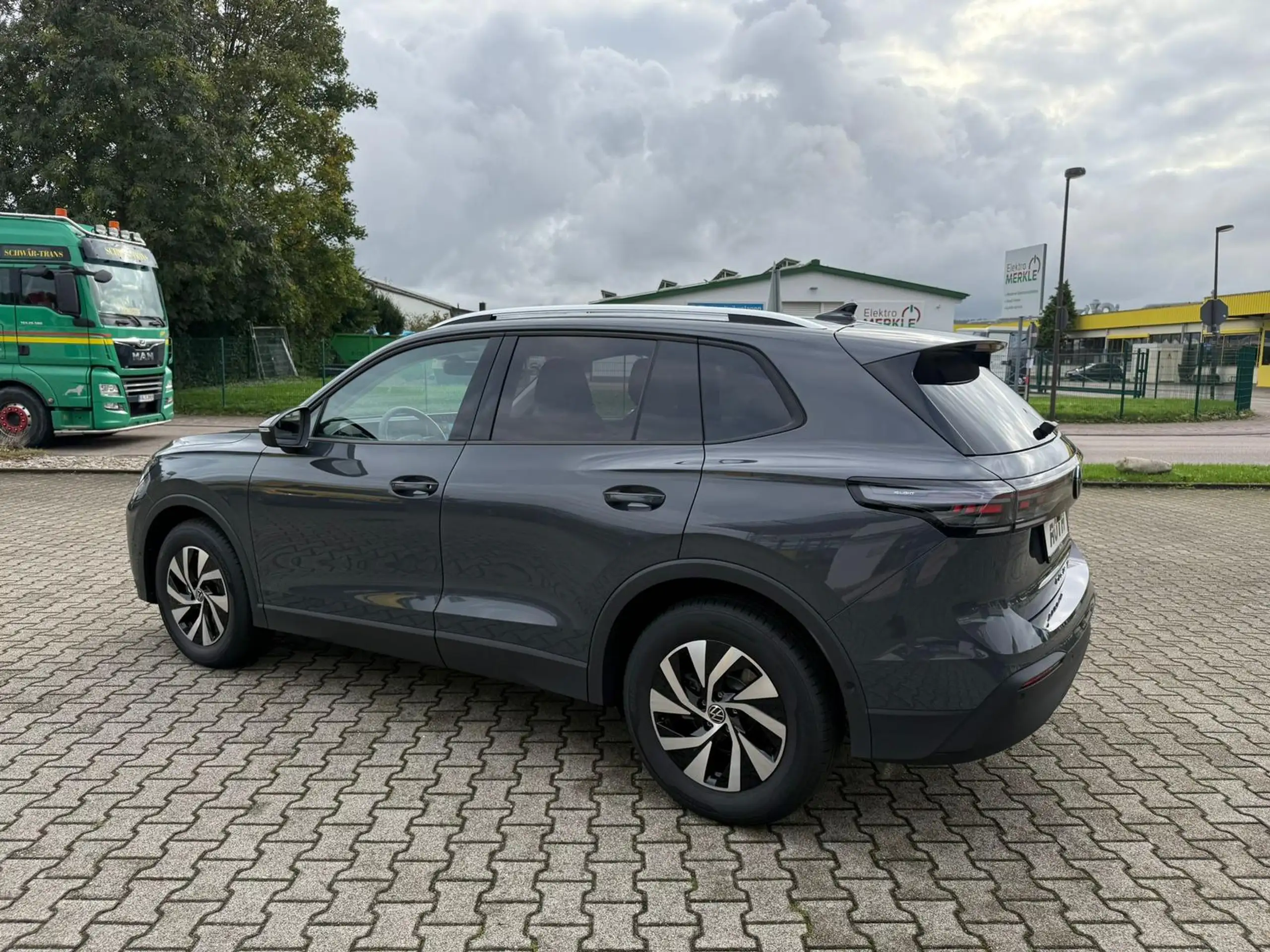 Volkswagen - Tiguan