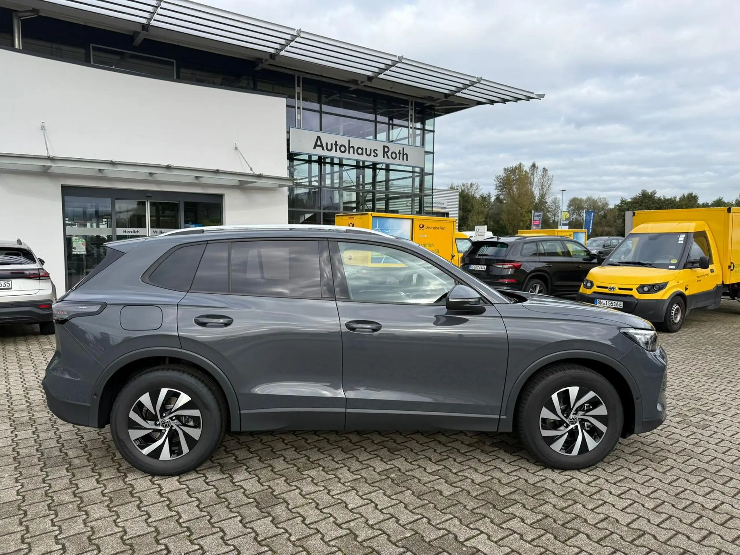 Volkswagen - Tiguan