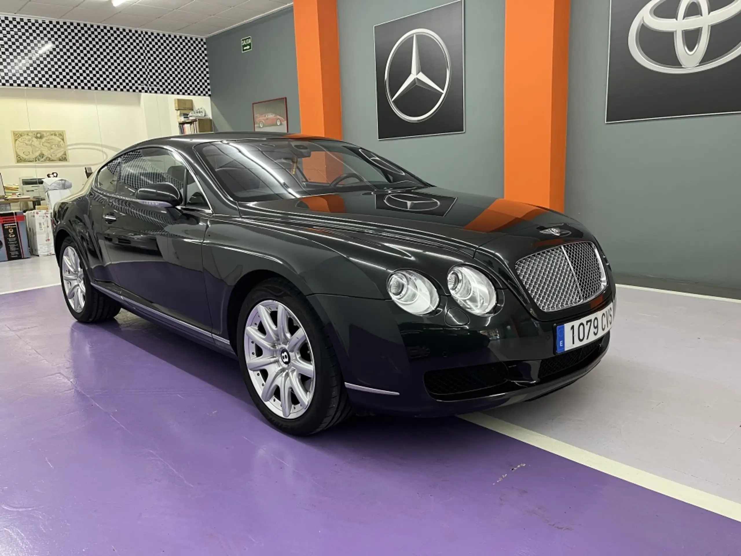 Bentley Continental GT 2004