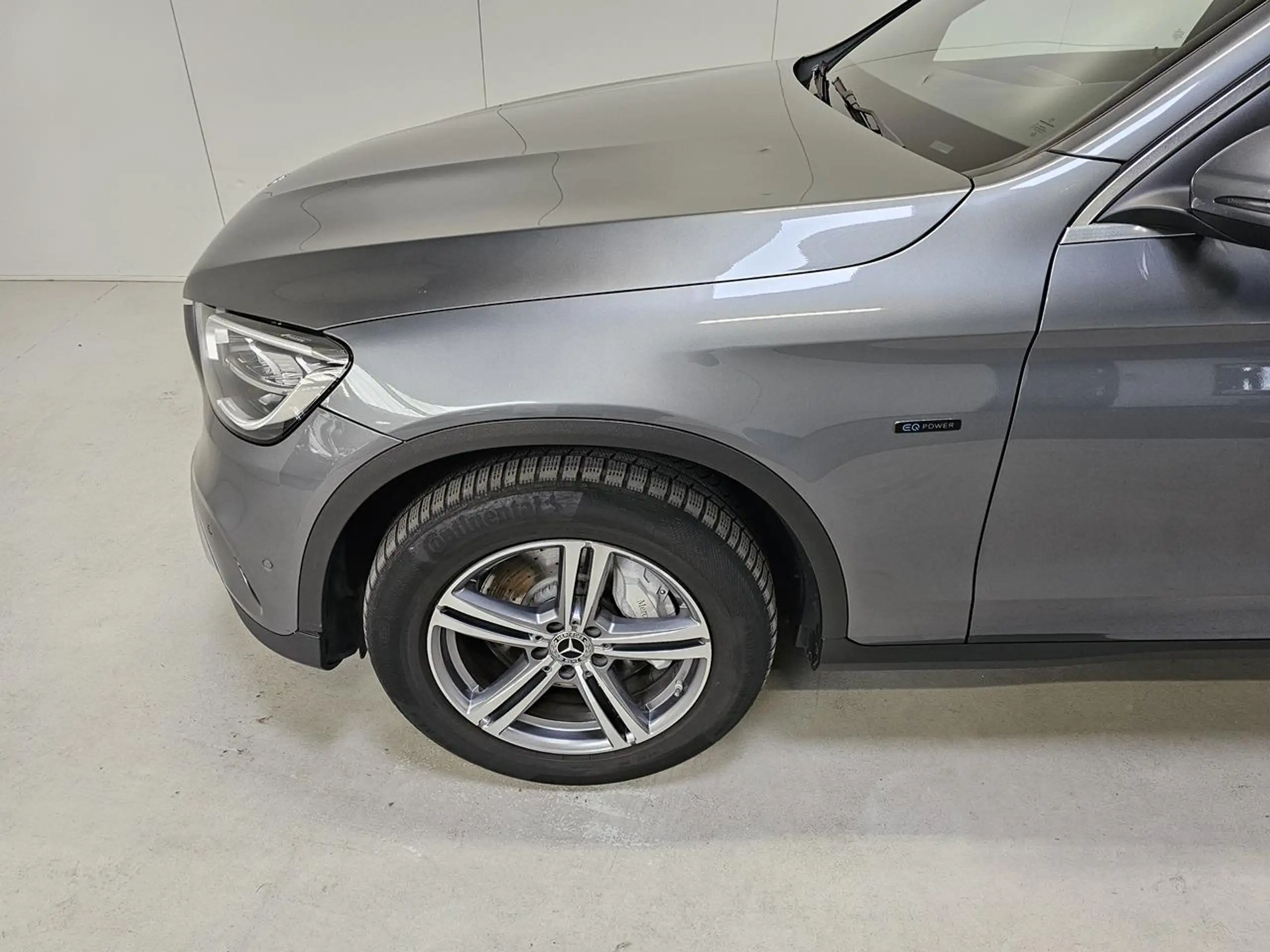 Mercedes-Benz - GLC 300