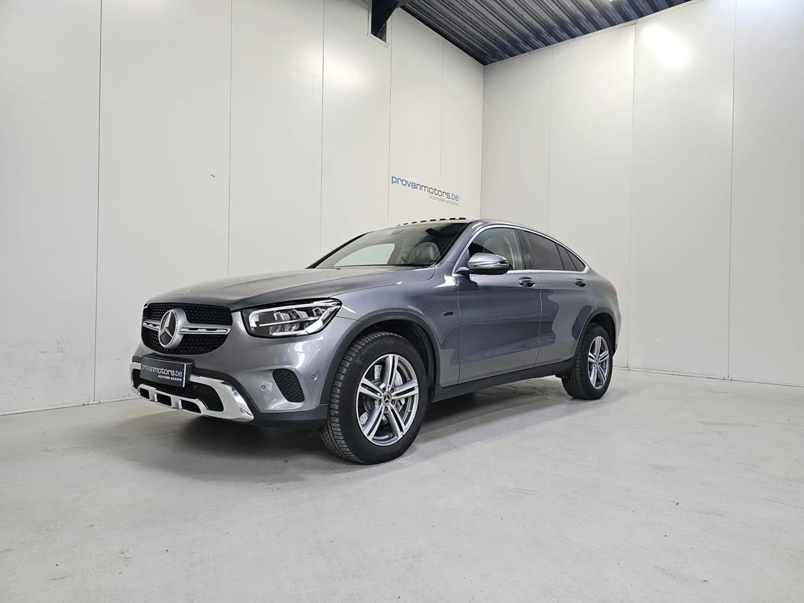 Mercedes-Benz - GLC 300