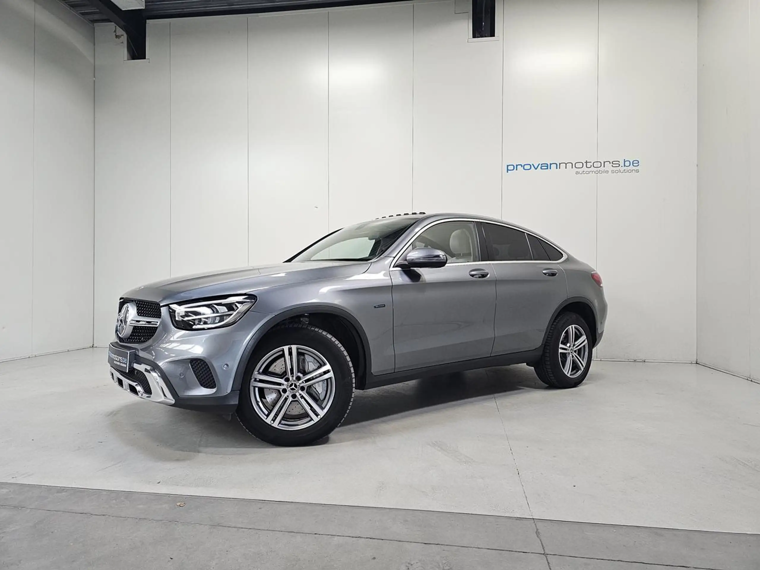 Mercedes-Benz - GLC 300