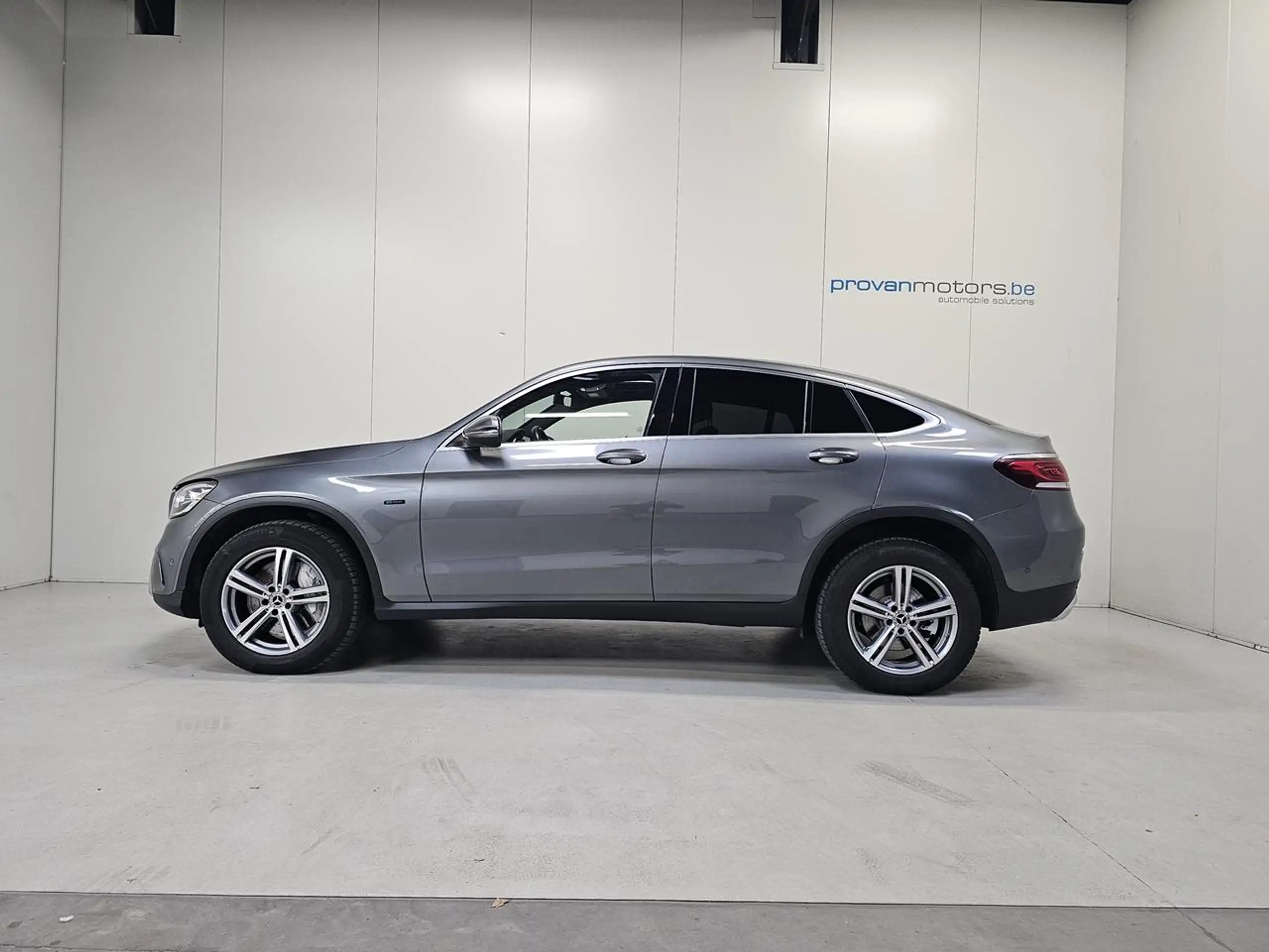 Mercedes-Benz - GLC 300