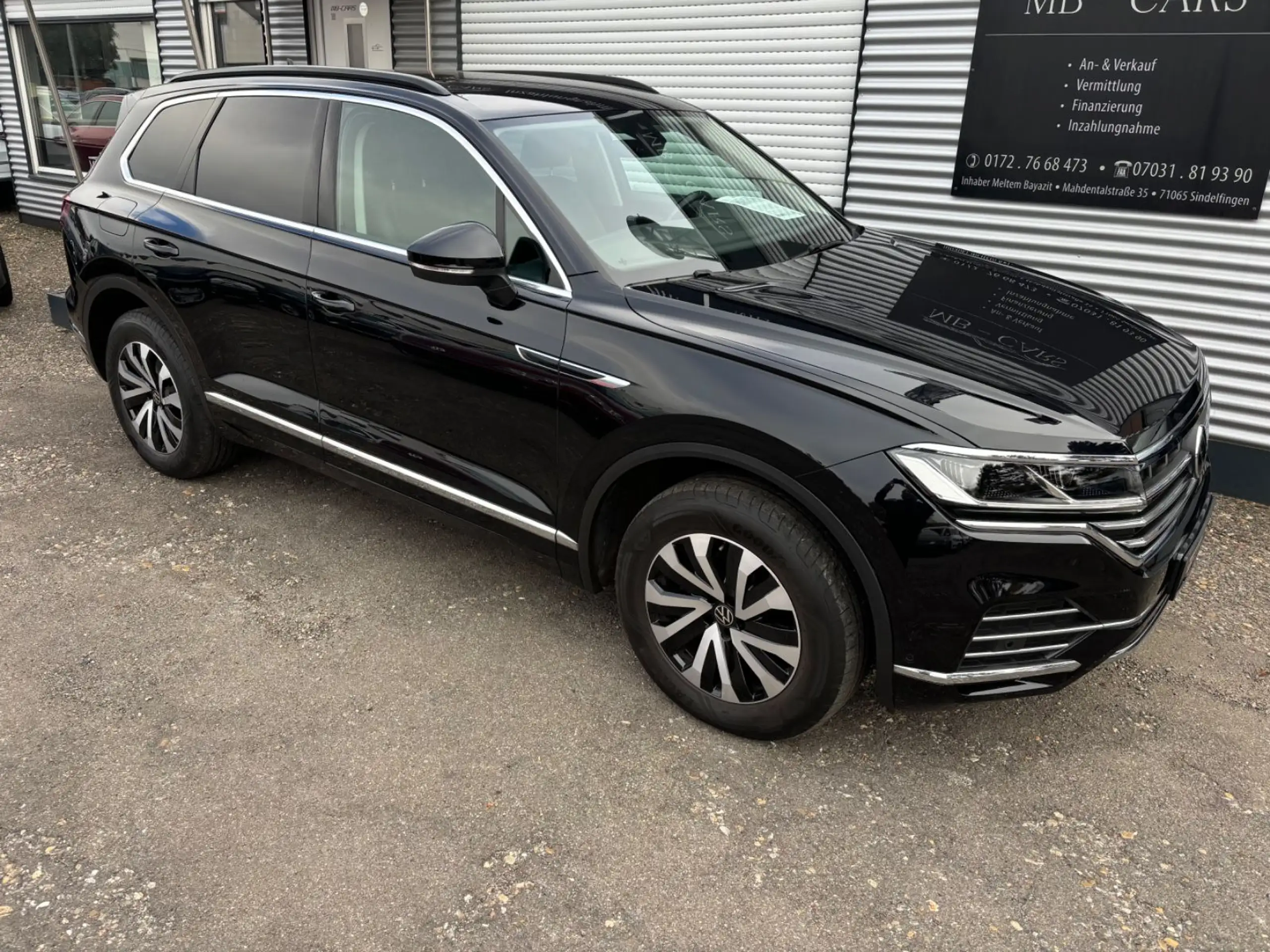 Volkswagen - Touareg