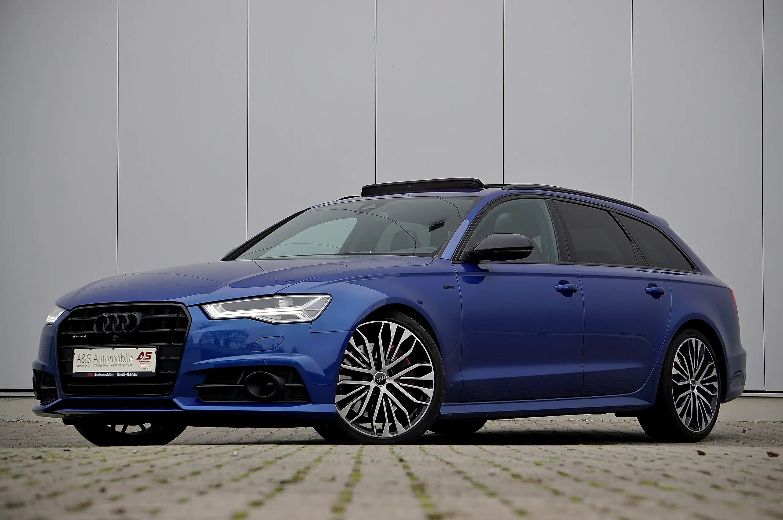 Audi - A6