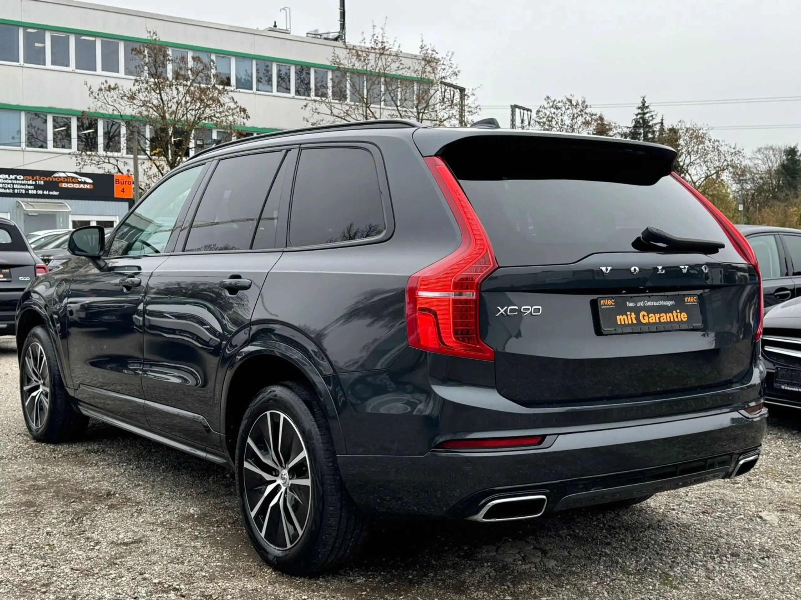 Volvo - XC90