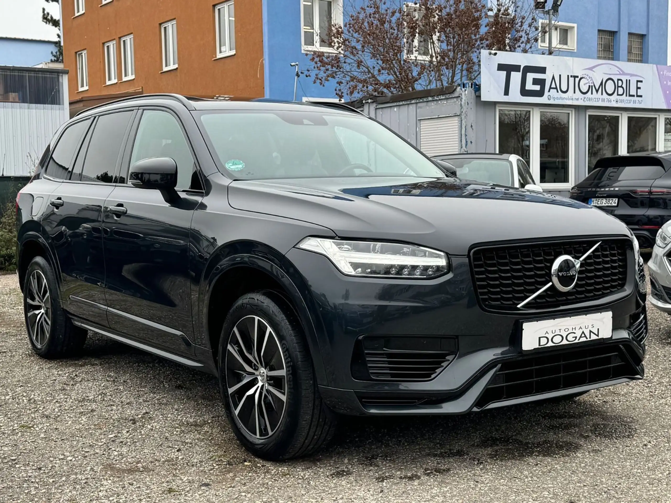 Volvo - XC90