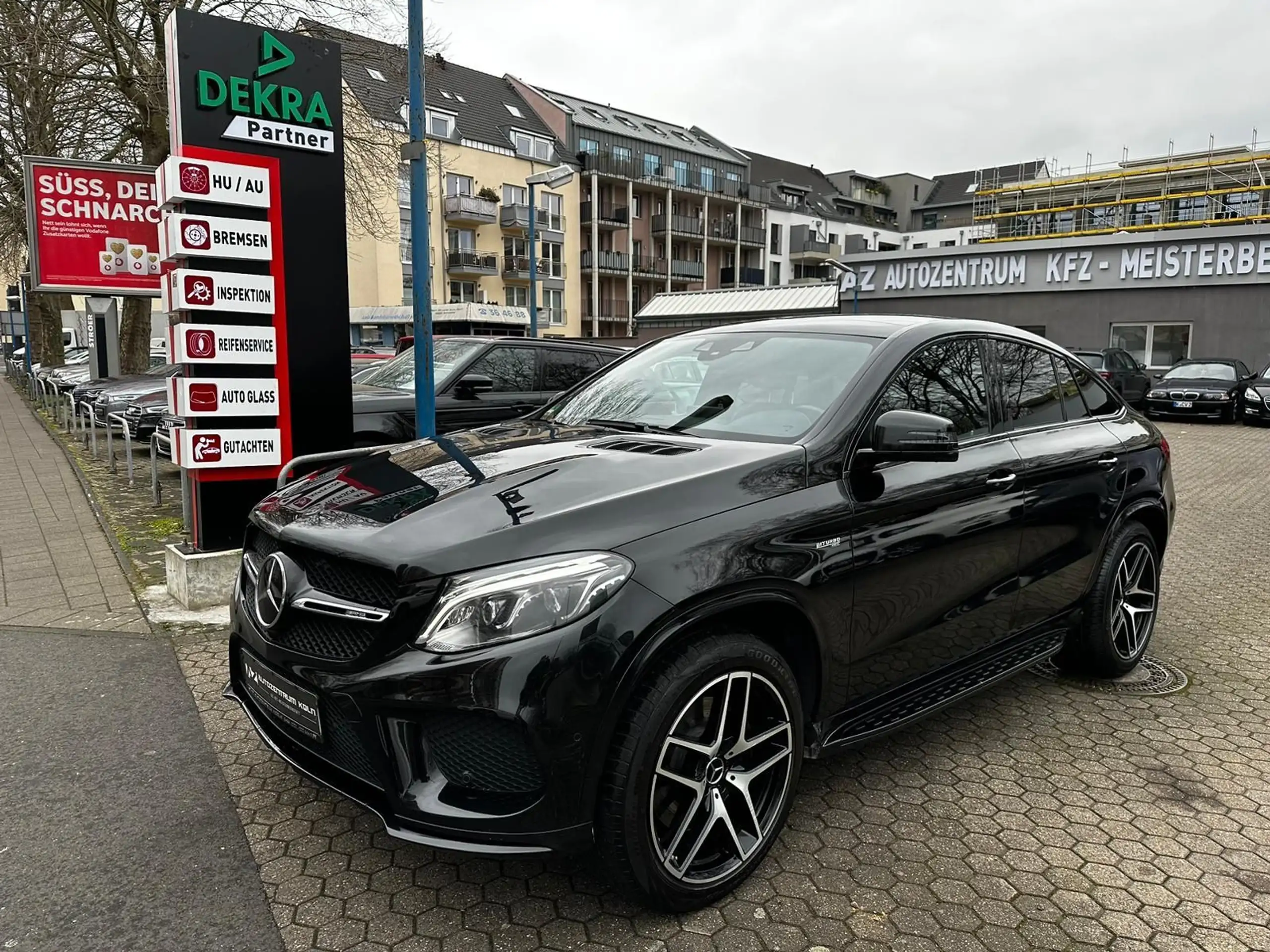 Mercedes-Benz - GLE 43 AMG