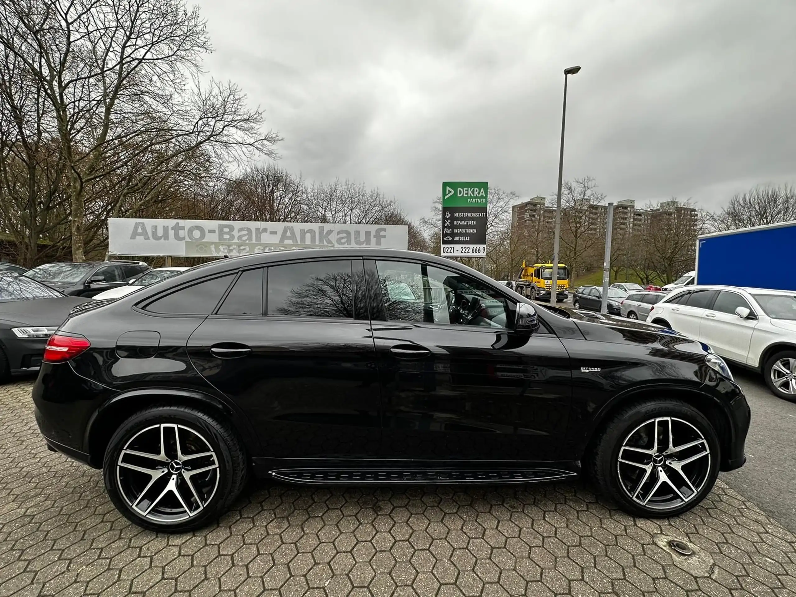 Mercedes-Benz - GLE 43 AMG