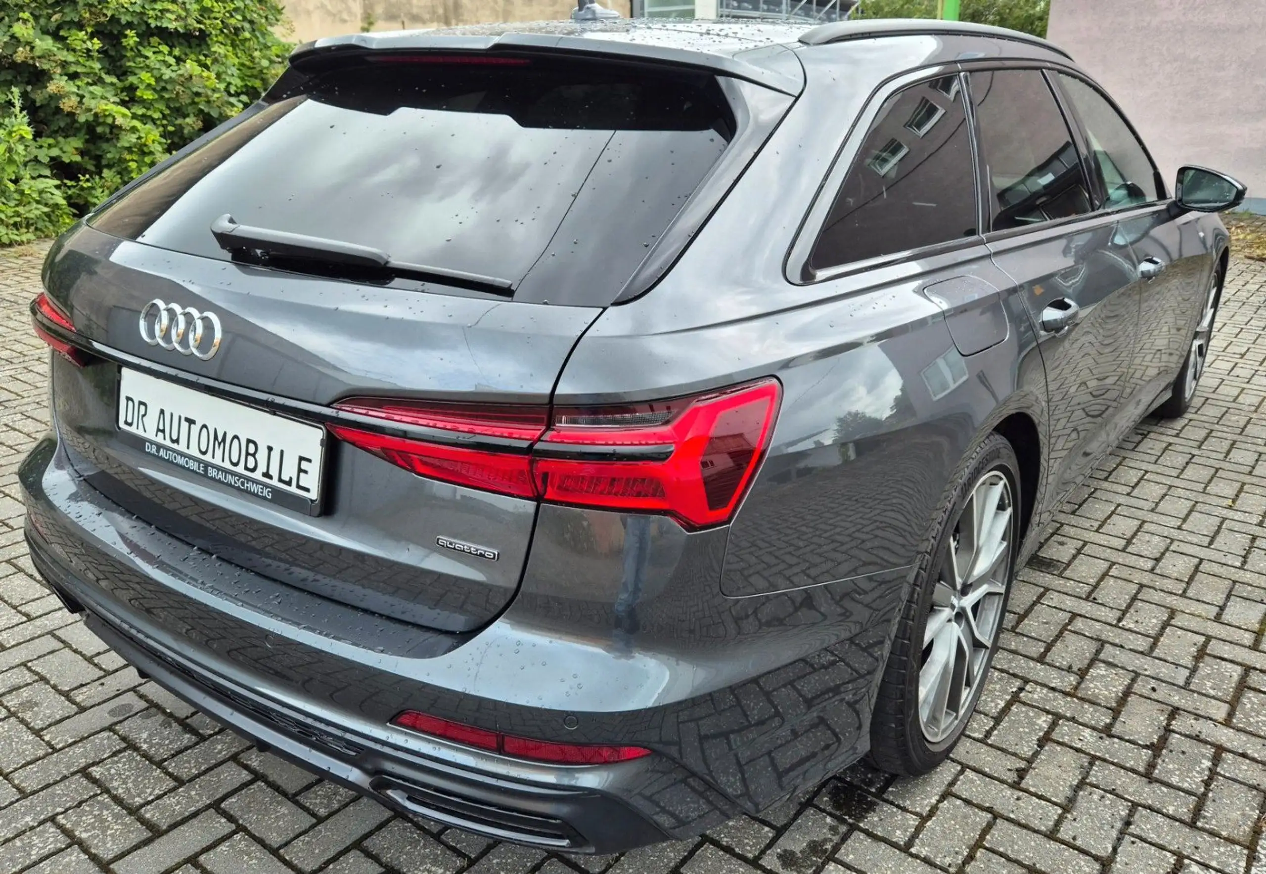 Audi - A6