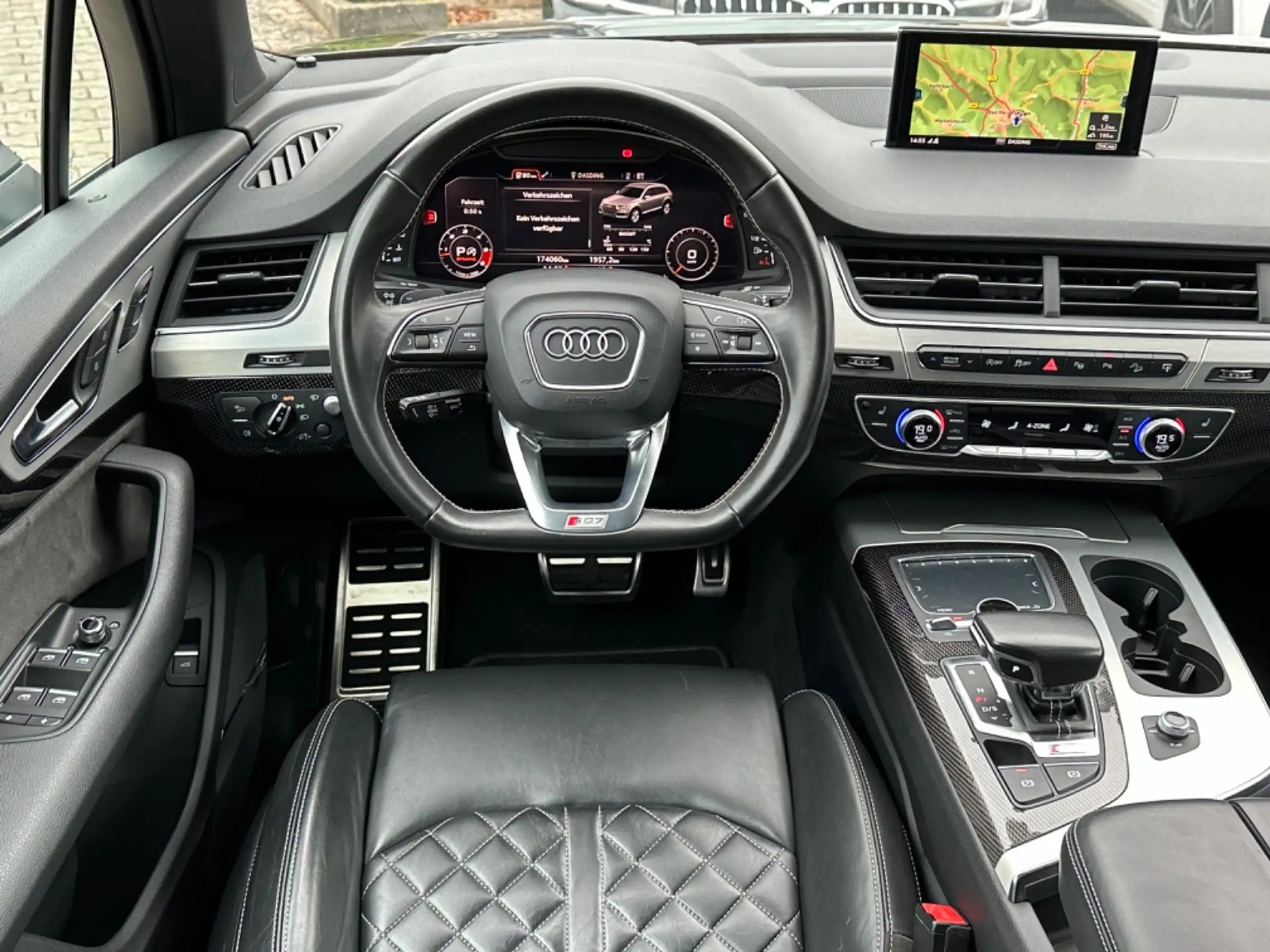 Audi - SQ7