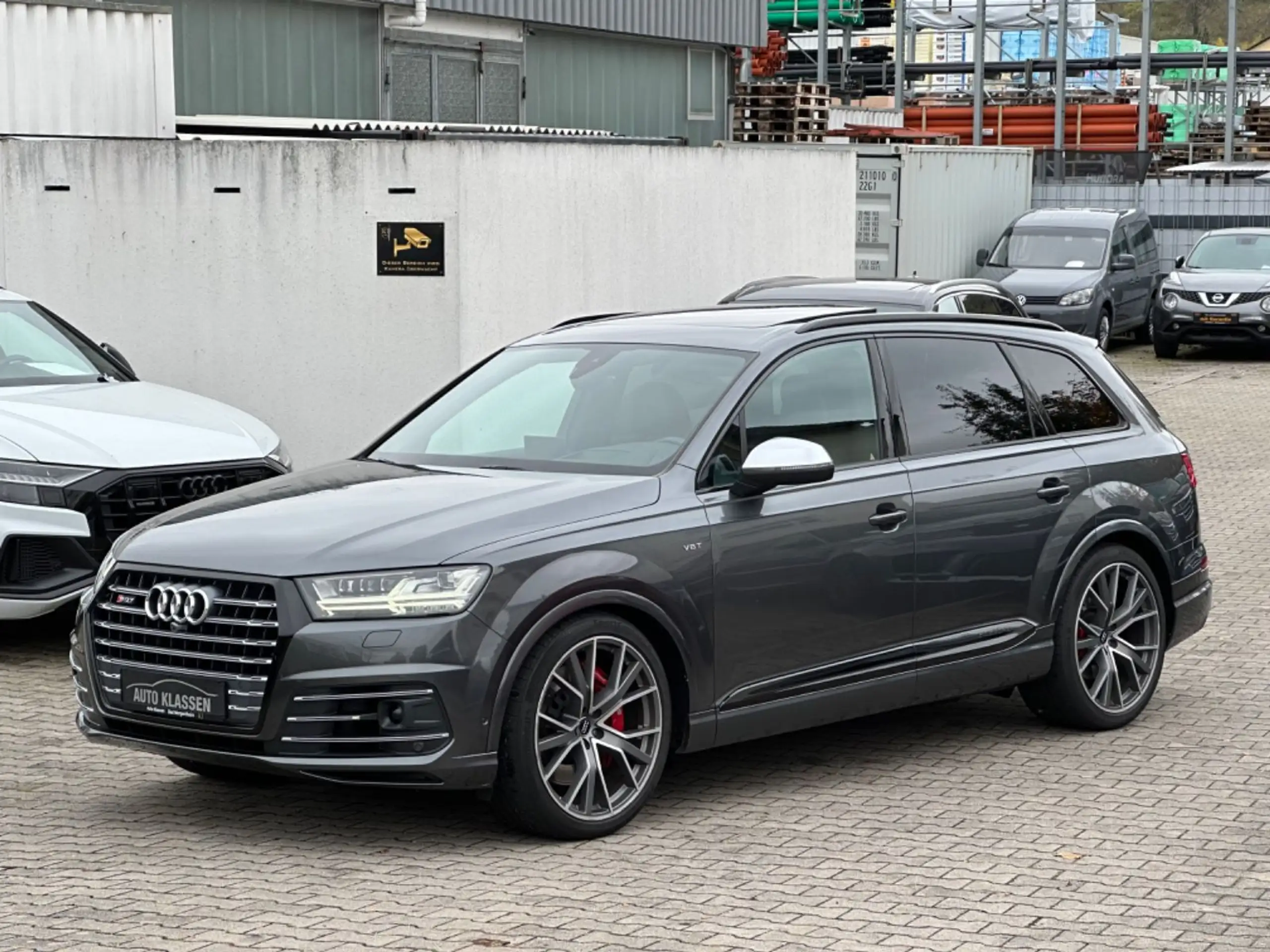 Audi - SQ7