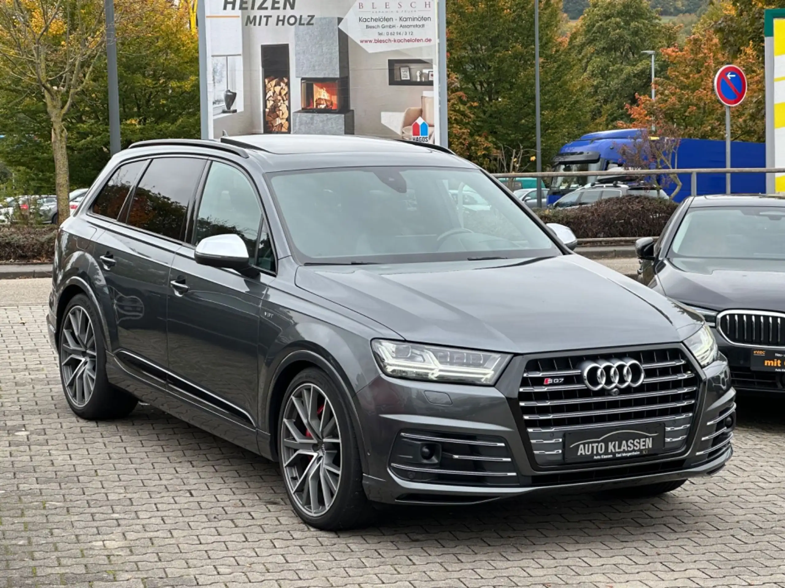 Audi - SQ7