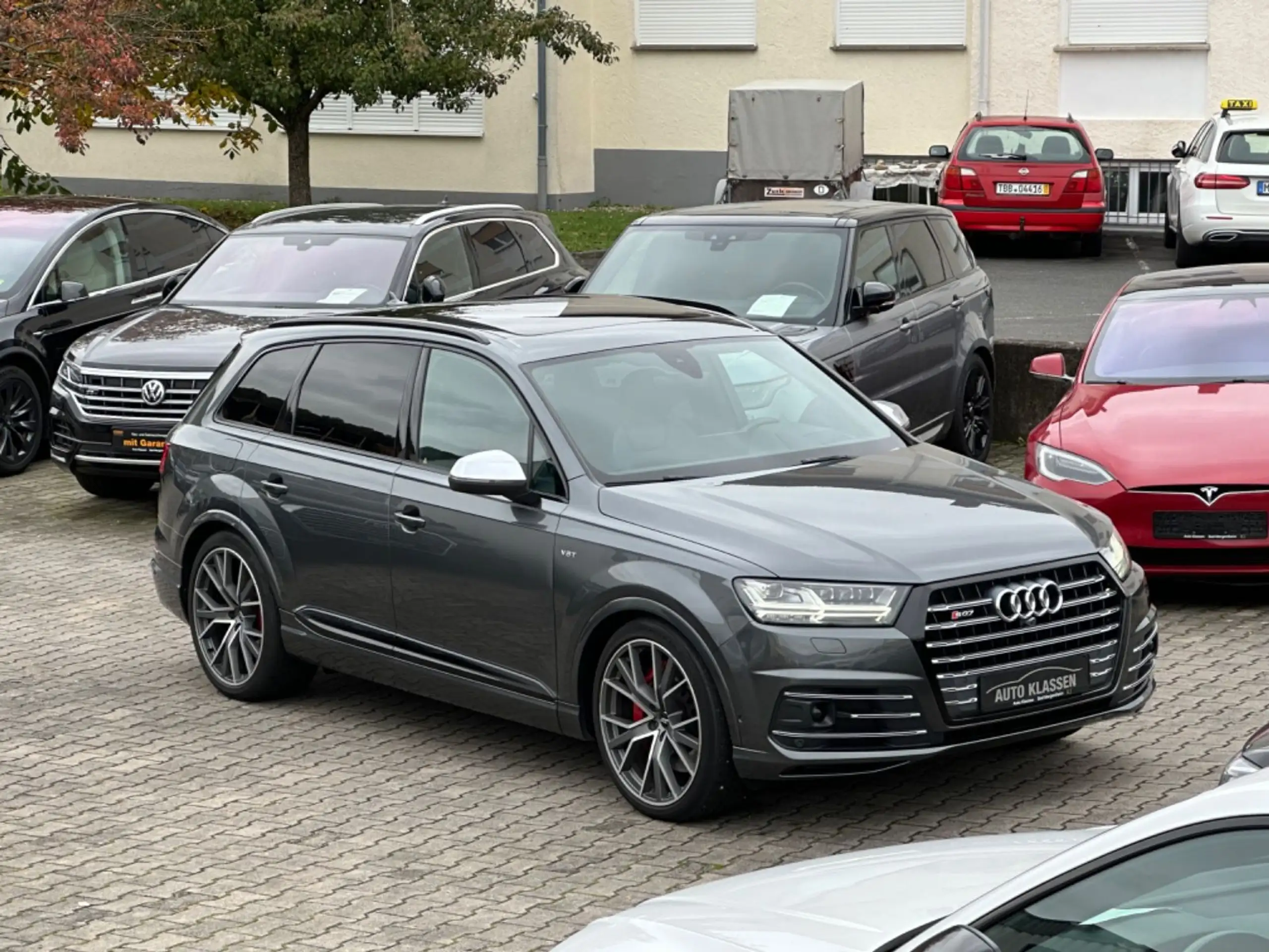 Audi - SQ7