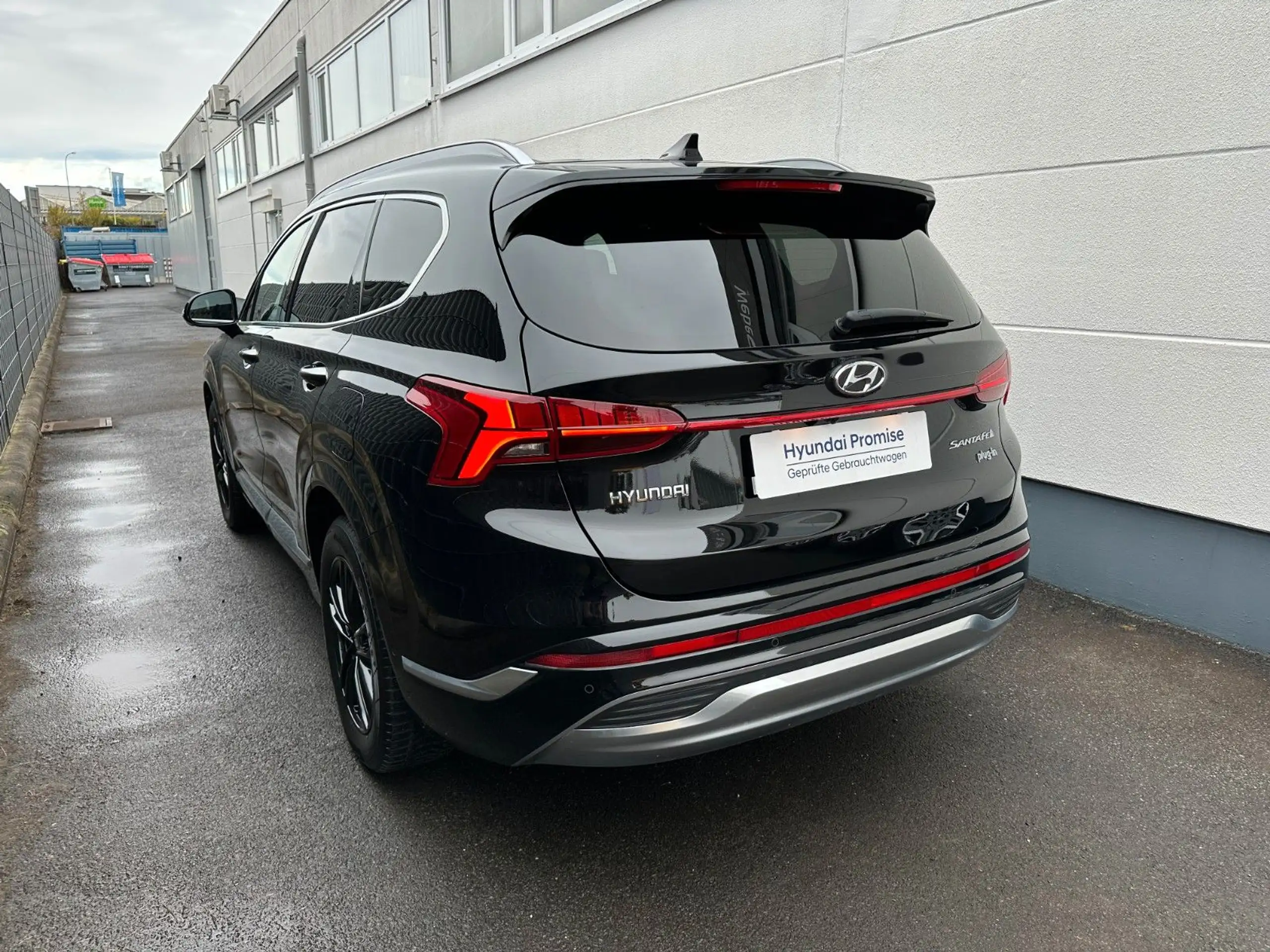 Hyundai - SANTA FE